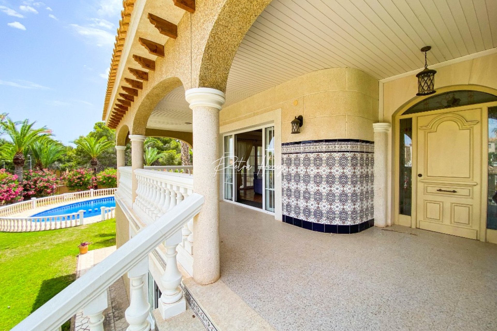 Resales - Villa - Villamartin
