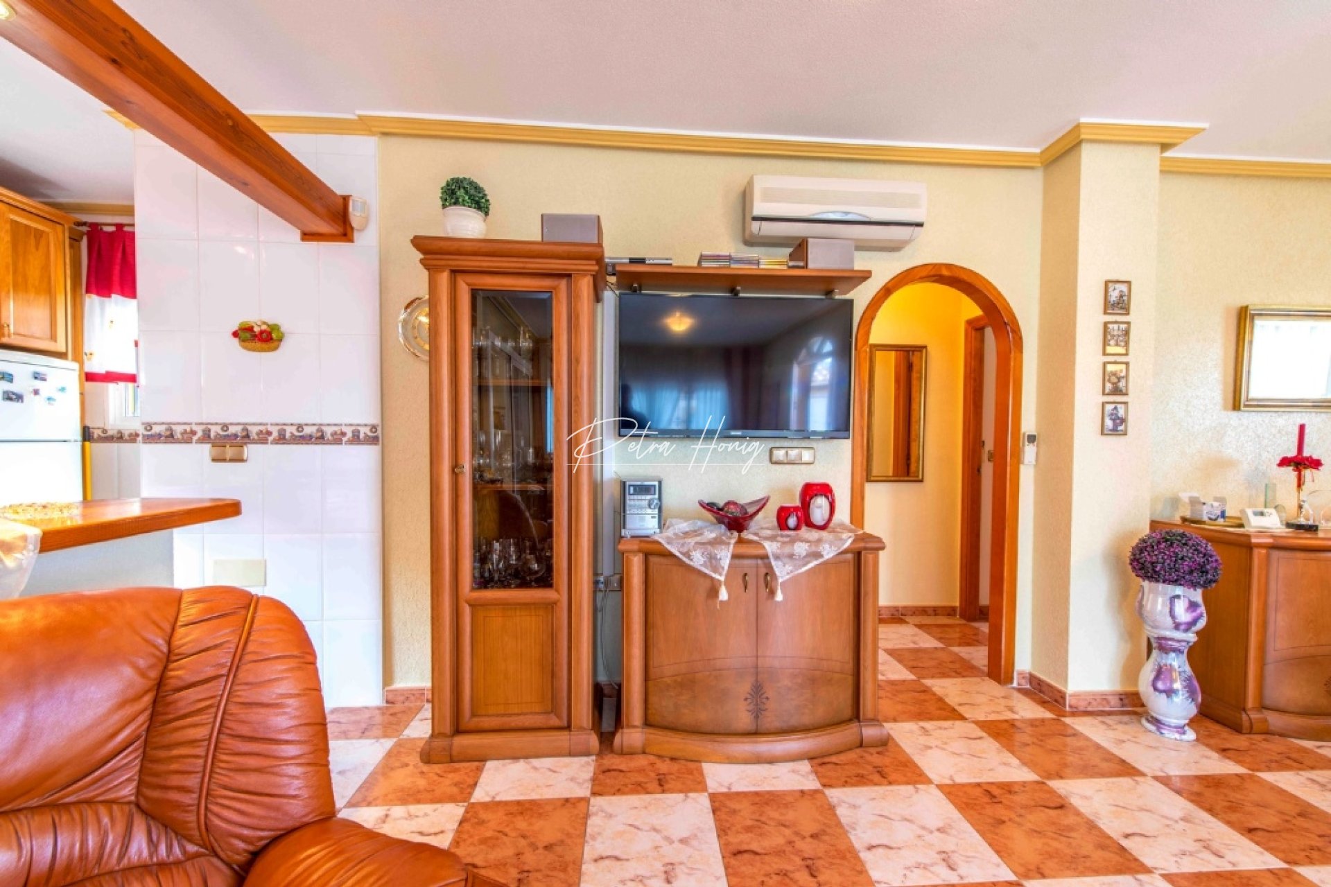 Resales - Villa - Villamartin