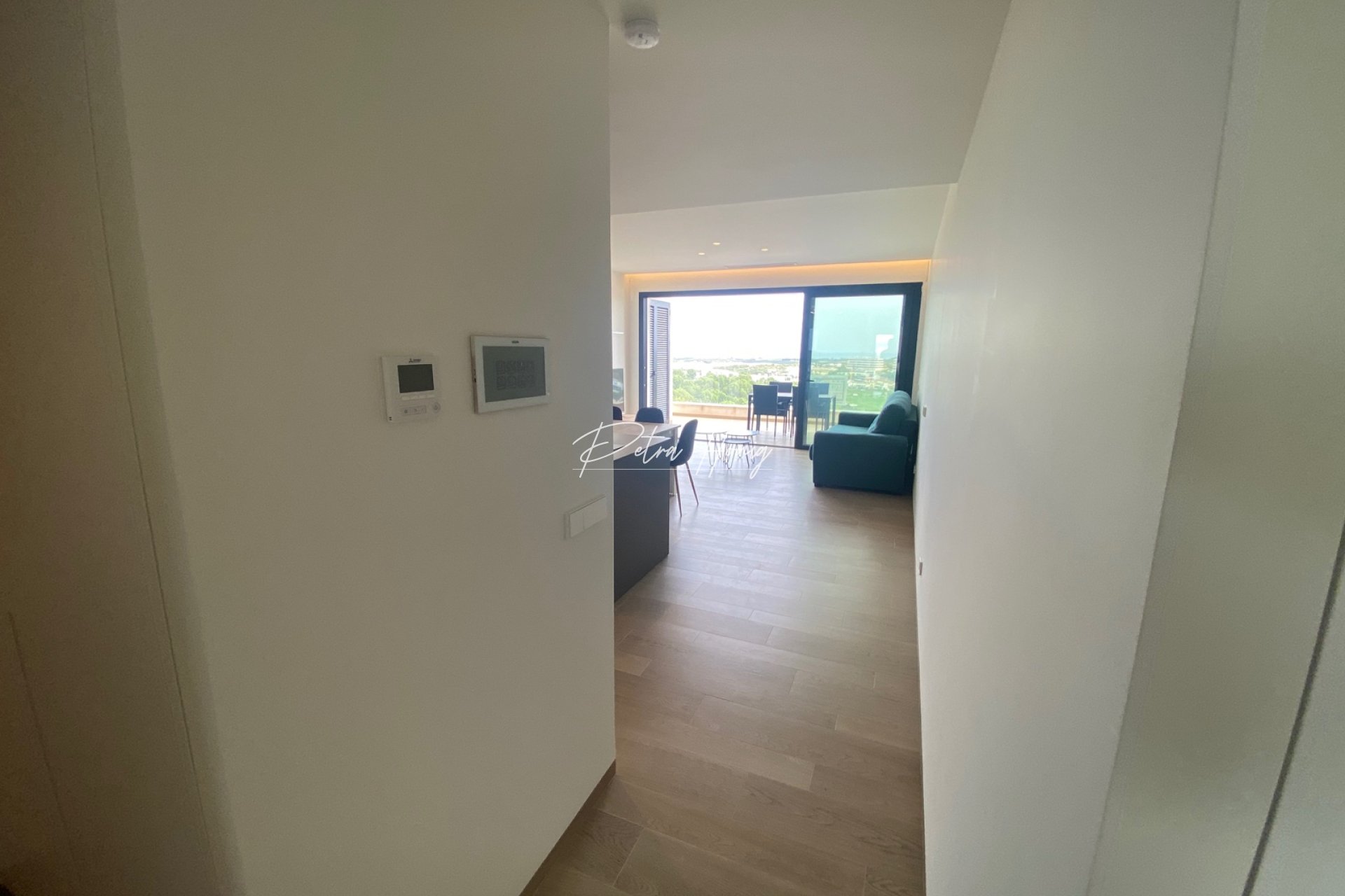 Reventa - Apartamento - Las Colinas - LAS COLINAS GOLF RESORT