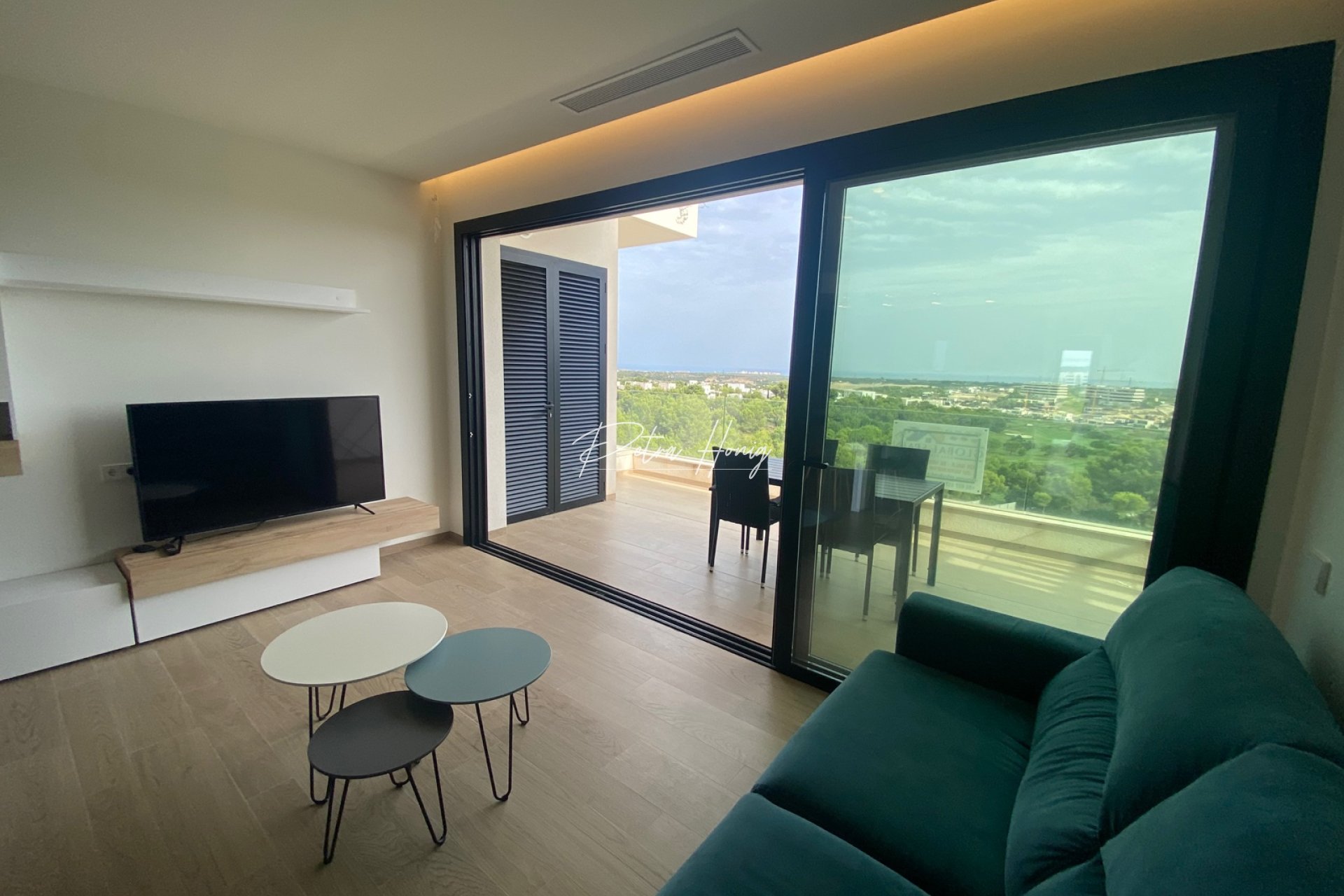 Reventa - Apartamento - Las Colinas - LAS COLINAS GOLF RESORT