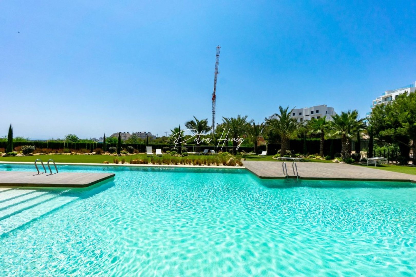 Reventa - Apartamento - Las Colinas - Las Colinas Golf