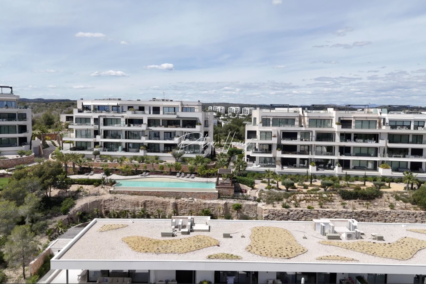 Reventa - Apartamento - Las Colinas - Las Colinas Golf