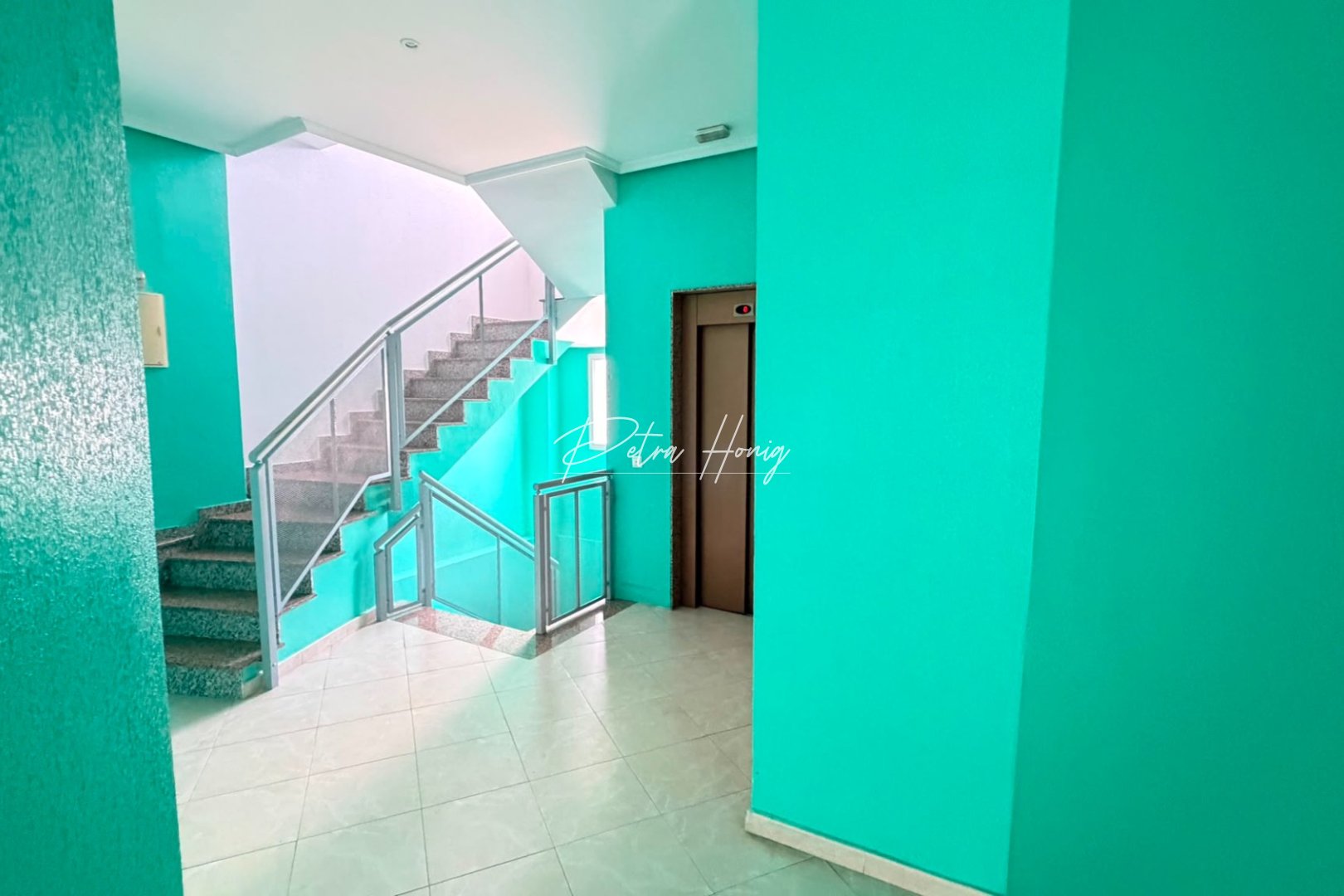 Reventa - Apartamento - Los Montesinos
