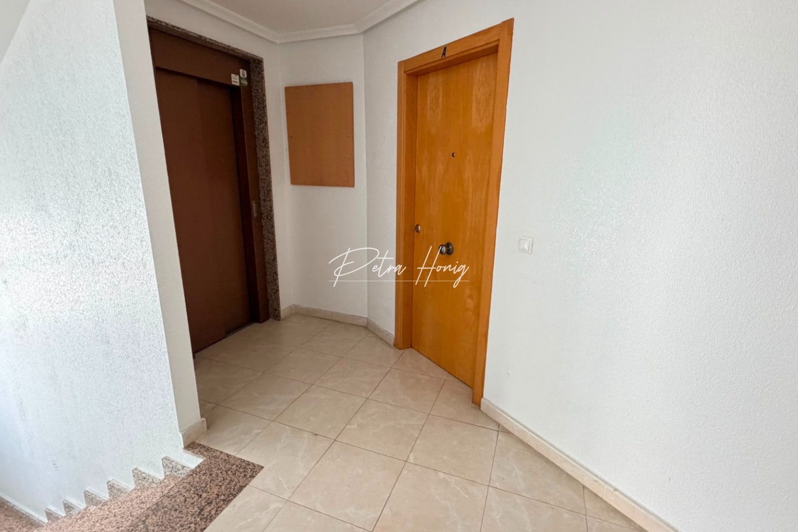 Reventa - Apartamento - Los Montesinos