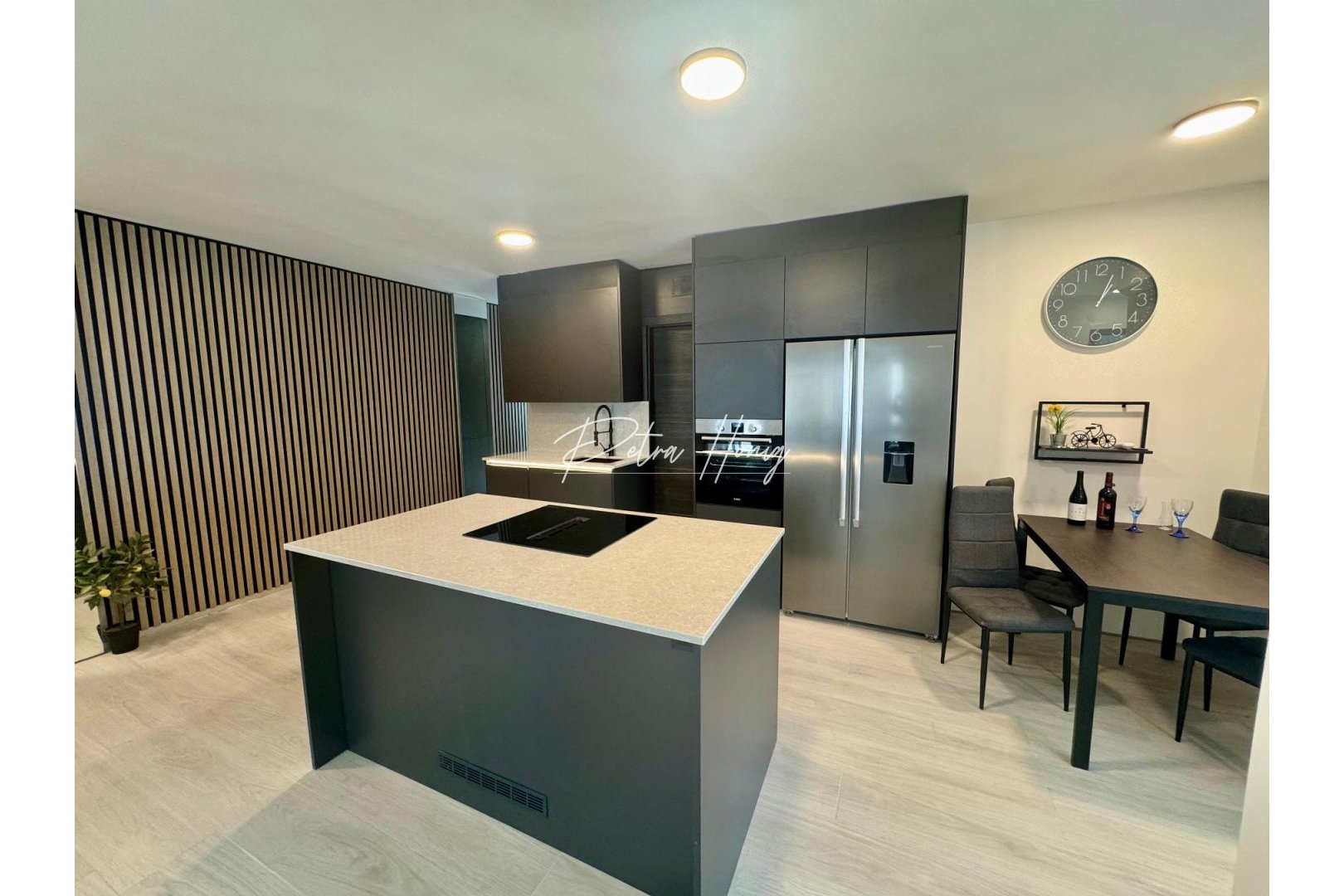 Reventa - Apartamento - Torrevieja - CLUB NAUTICO TORREVIEJA