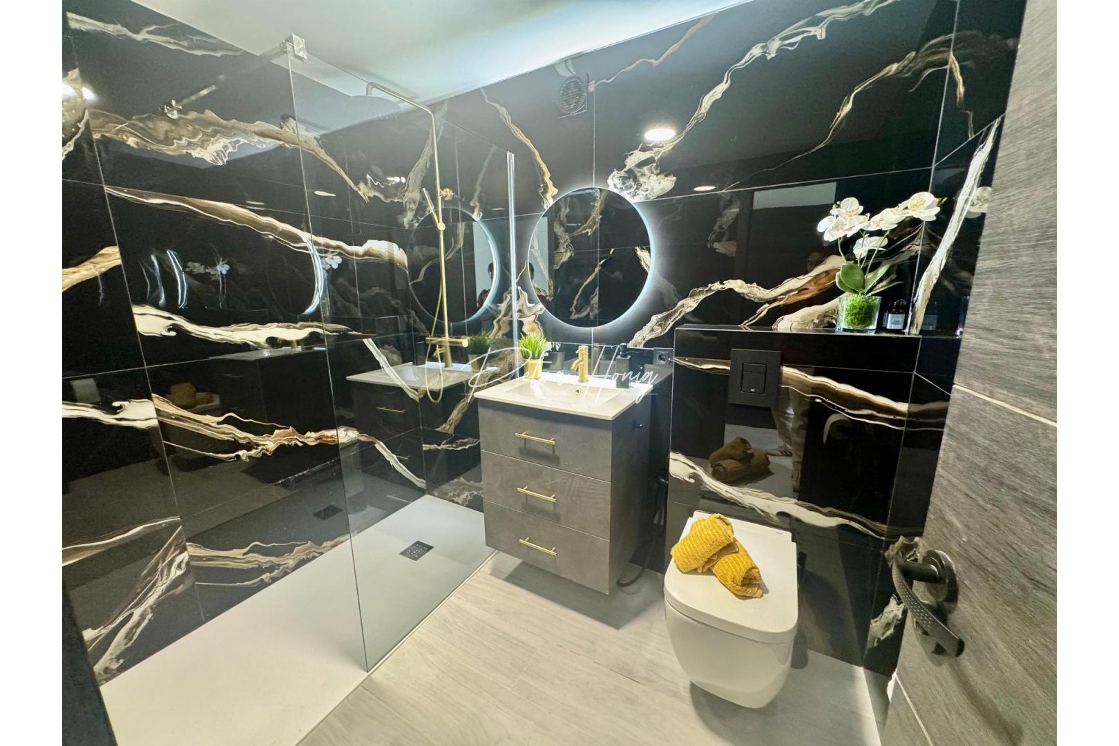 Reventa - Apartamento - Torrevieja - CLUB NAUTICO TORREVIEJA