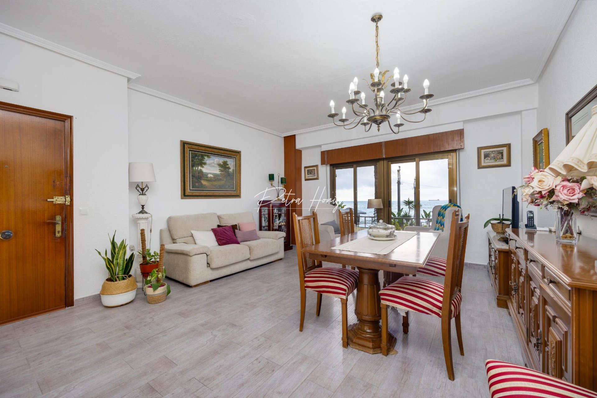 Reventa - Apartamento - Torrevieja - Piscinas naturales