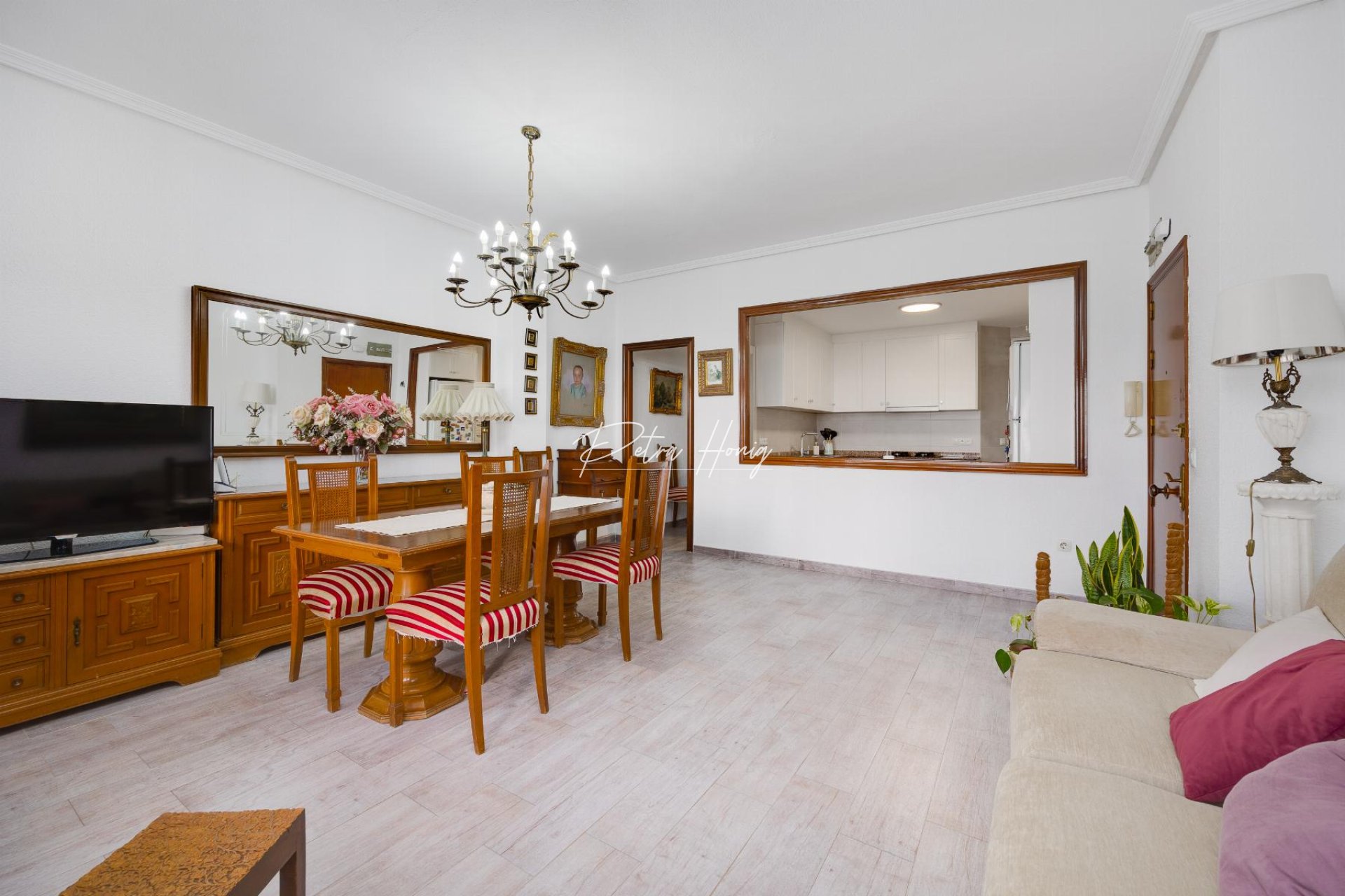 Reventa - Apartamento - Torrevieja - Piscinas naturales