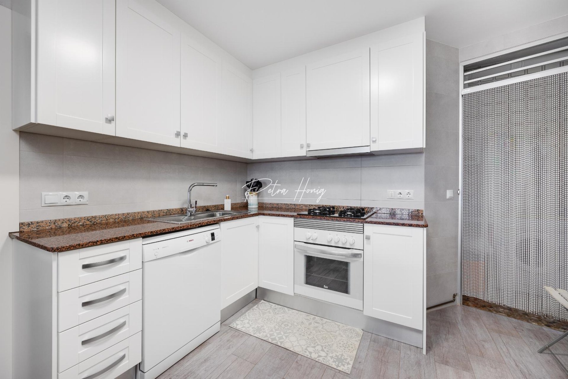 Reventa - Apartamento - Torrevieja - Piscinas naturales