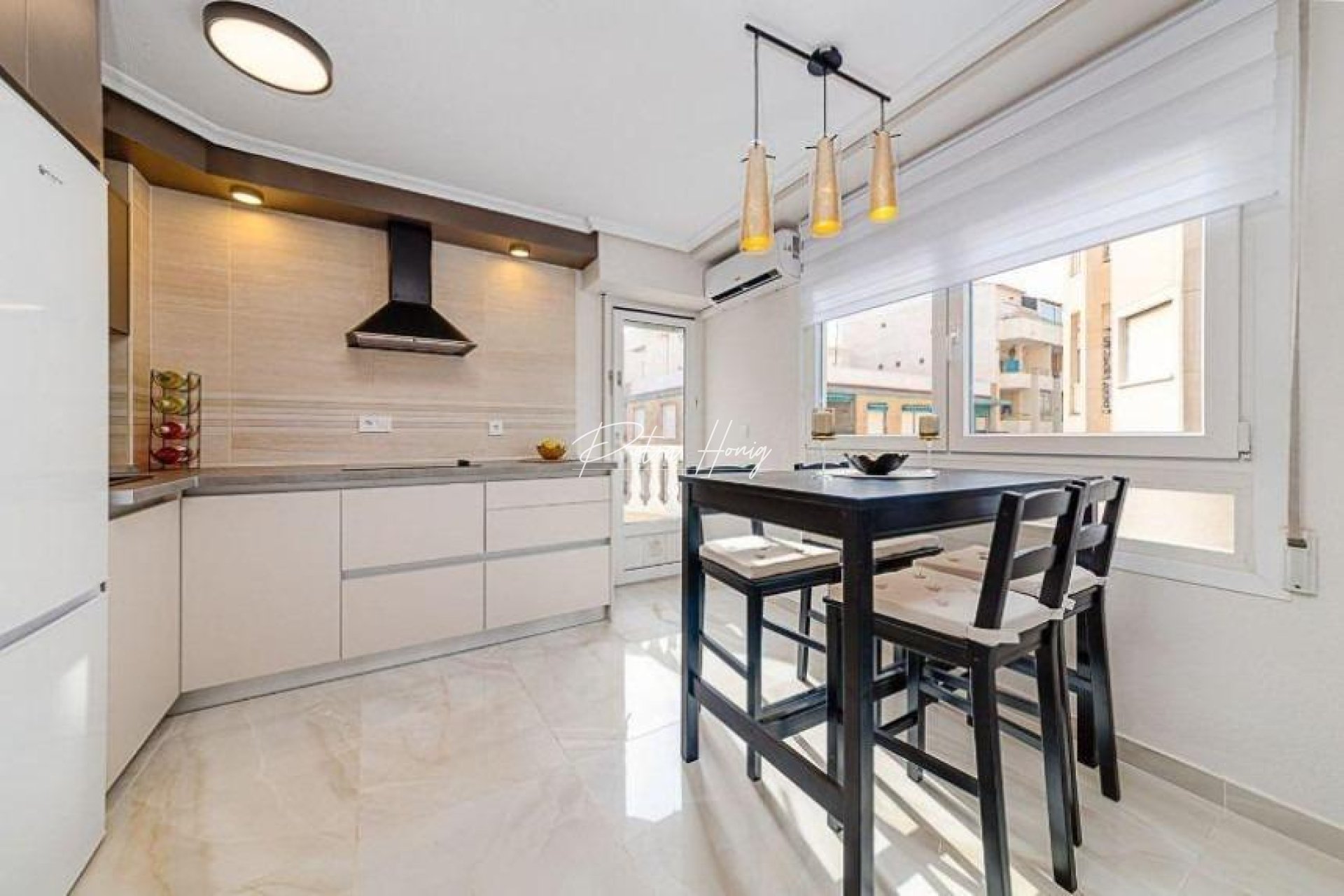 Reventa - Apartamento - Torrevieja - Playa del Cura