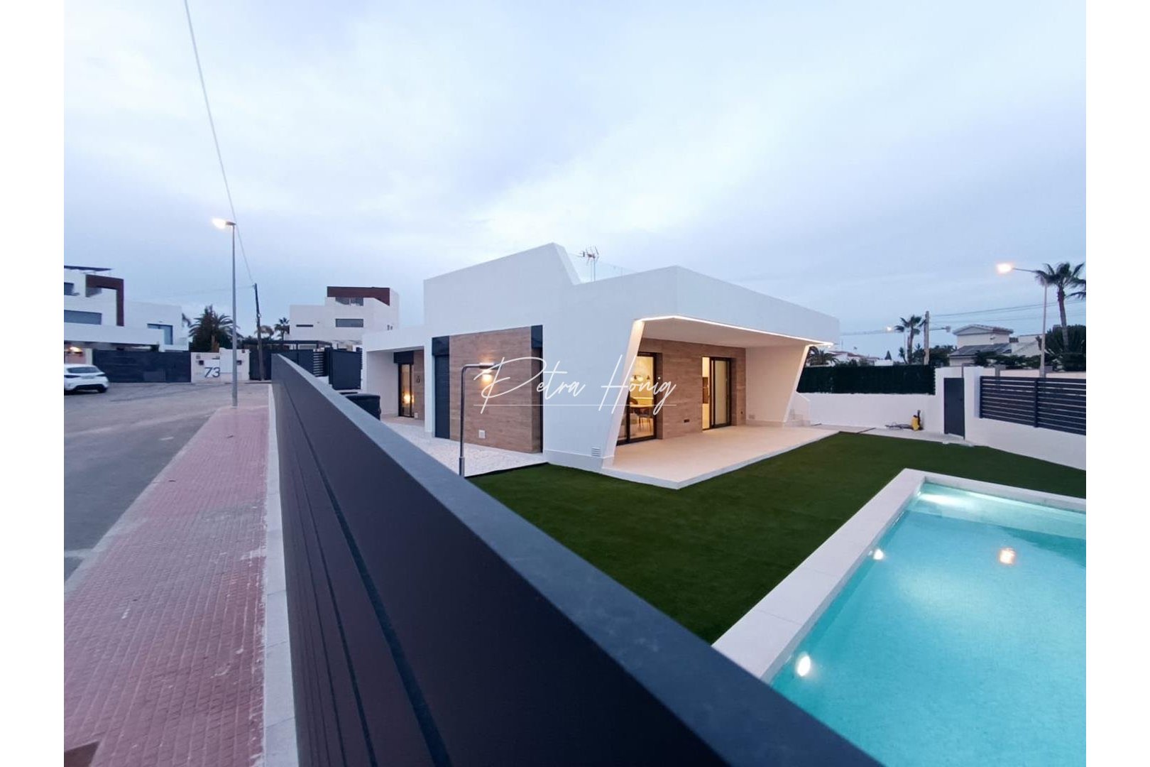 Reventa - Chalet - Ciudad Quesada - Town Center