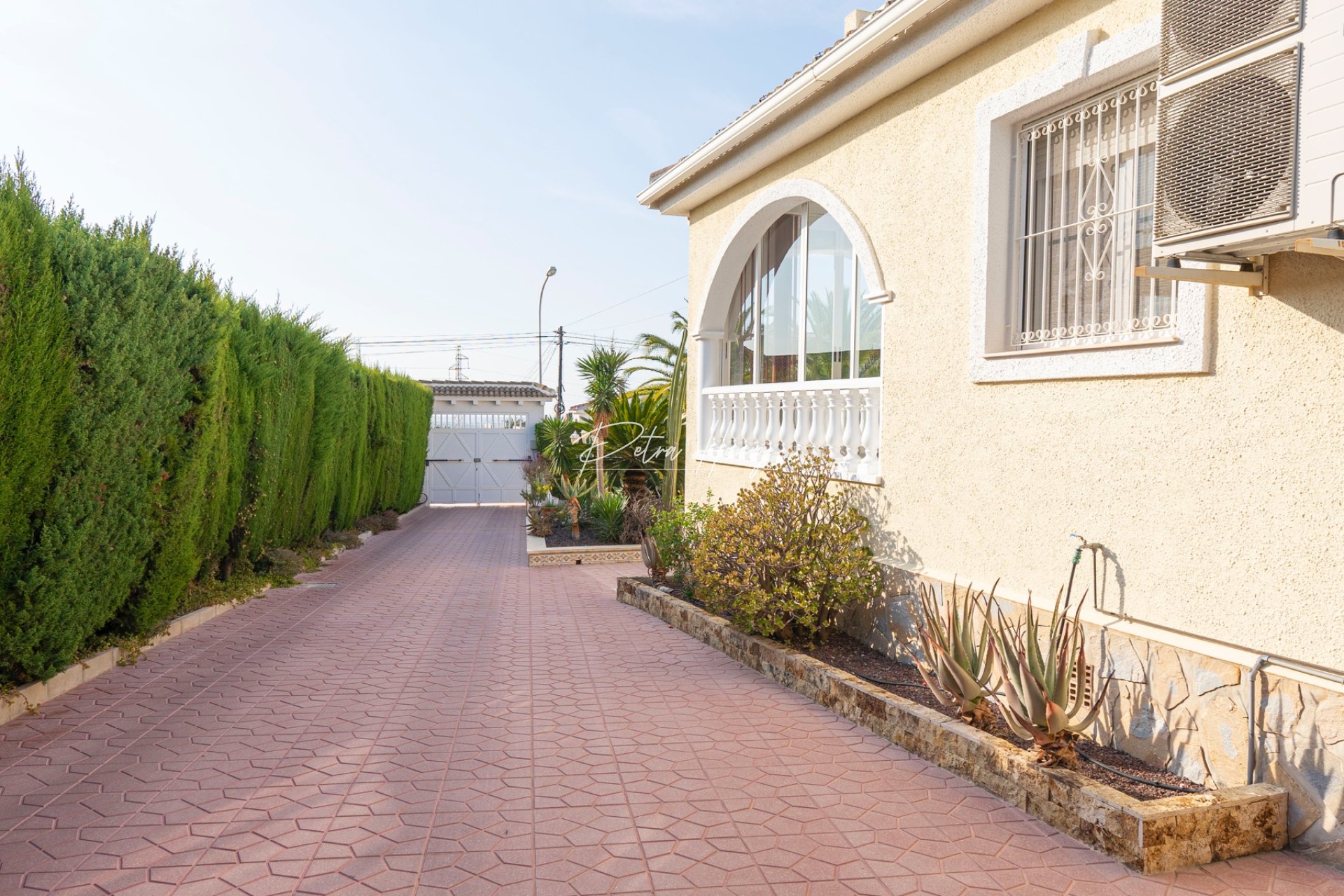 Reventa - Chalet - Ciudad Quesada - Town Center