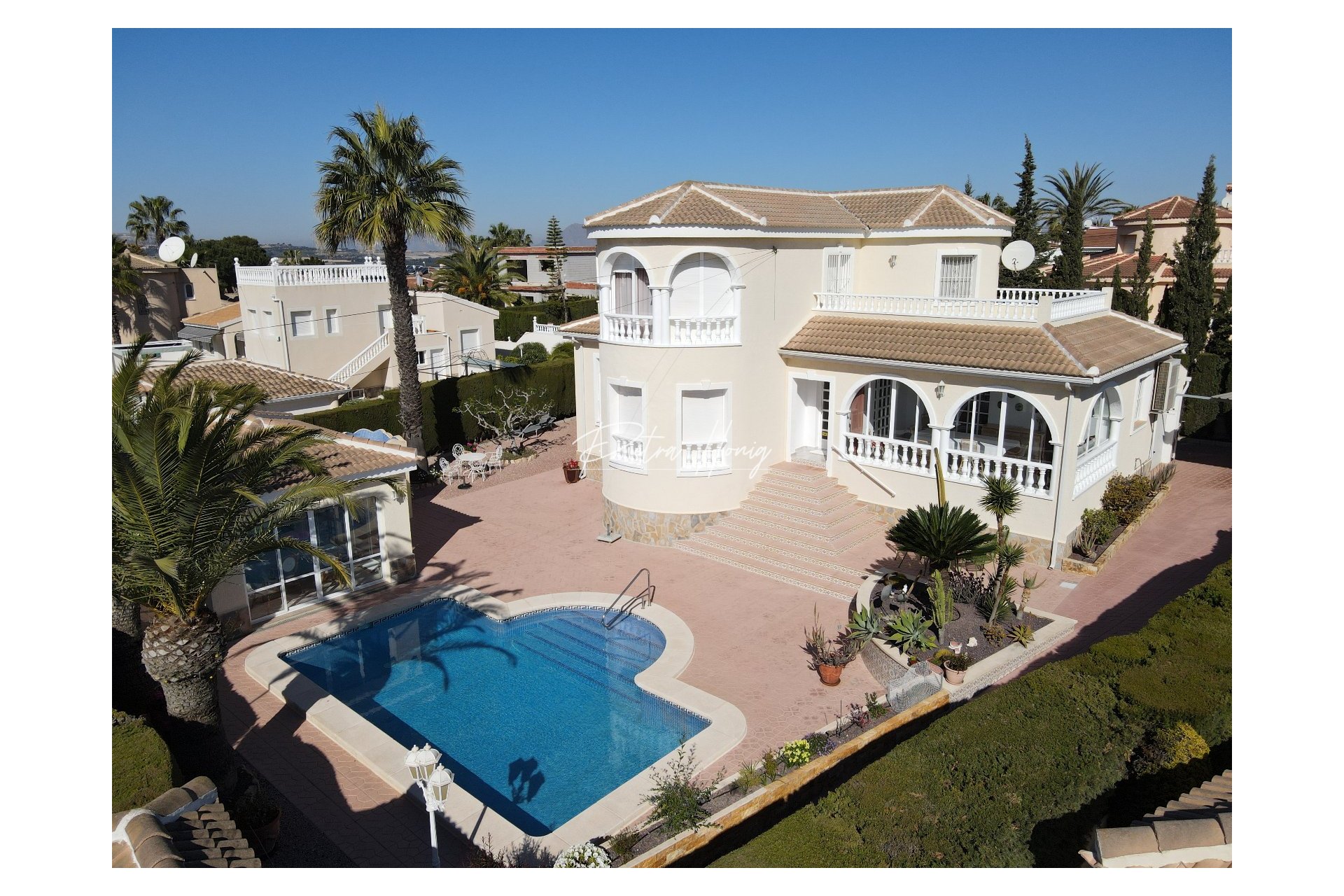 Reventa - Chalet - Ciudad Quesada - Town Center