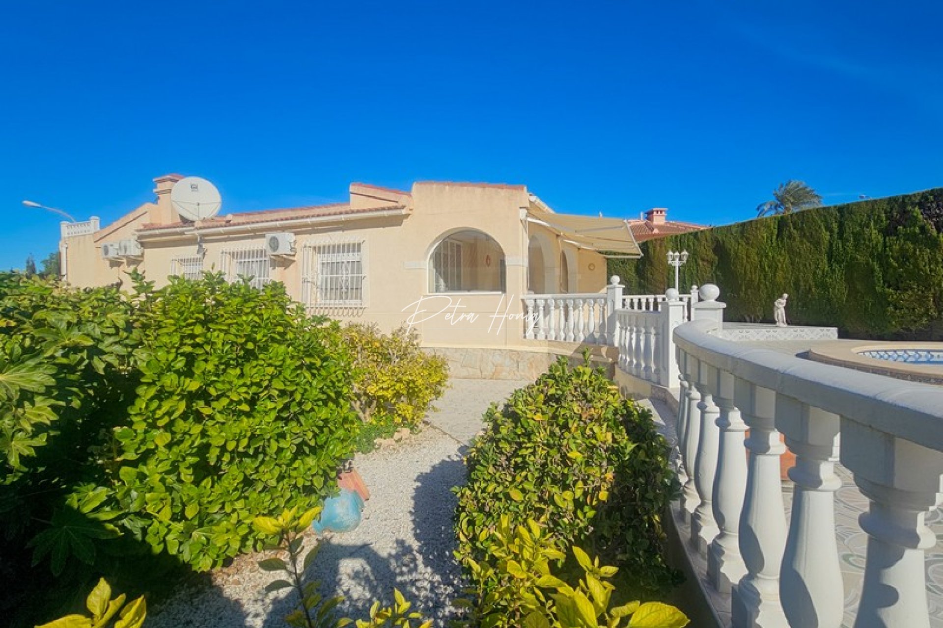 Reventa - Chalet - Ciudad Quesada - Town Center