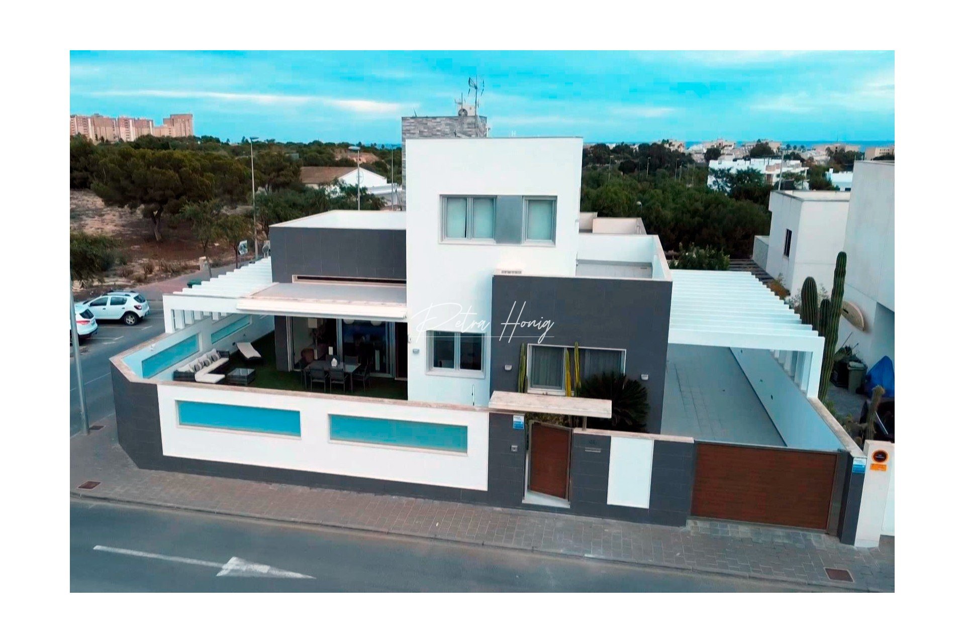 Reventa - Chalet - Mil Palmeras