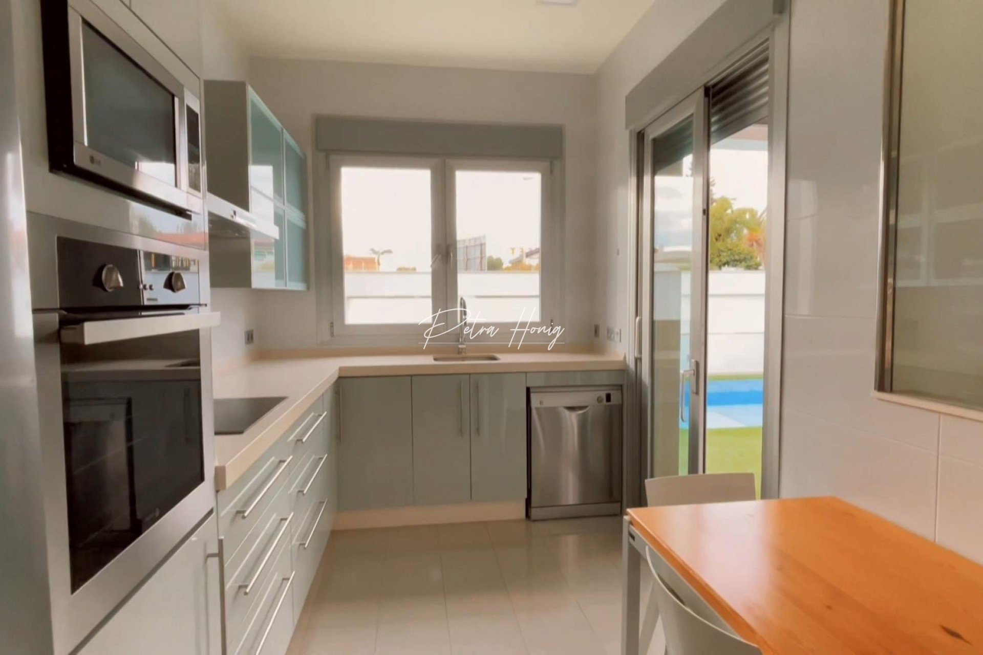 Reventa - Chalet - Mil Palmeras