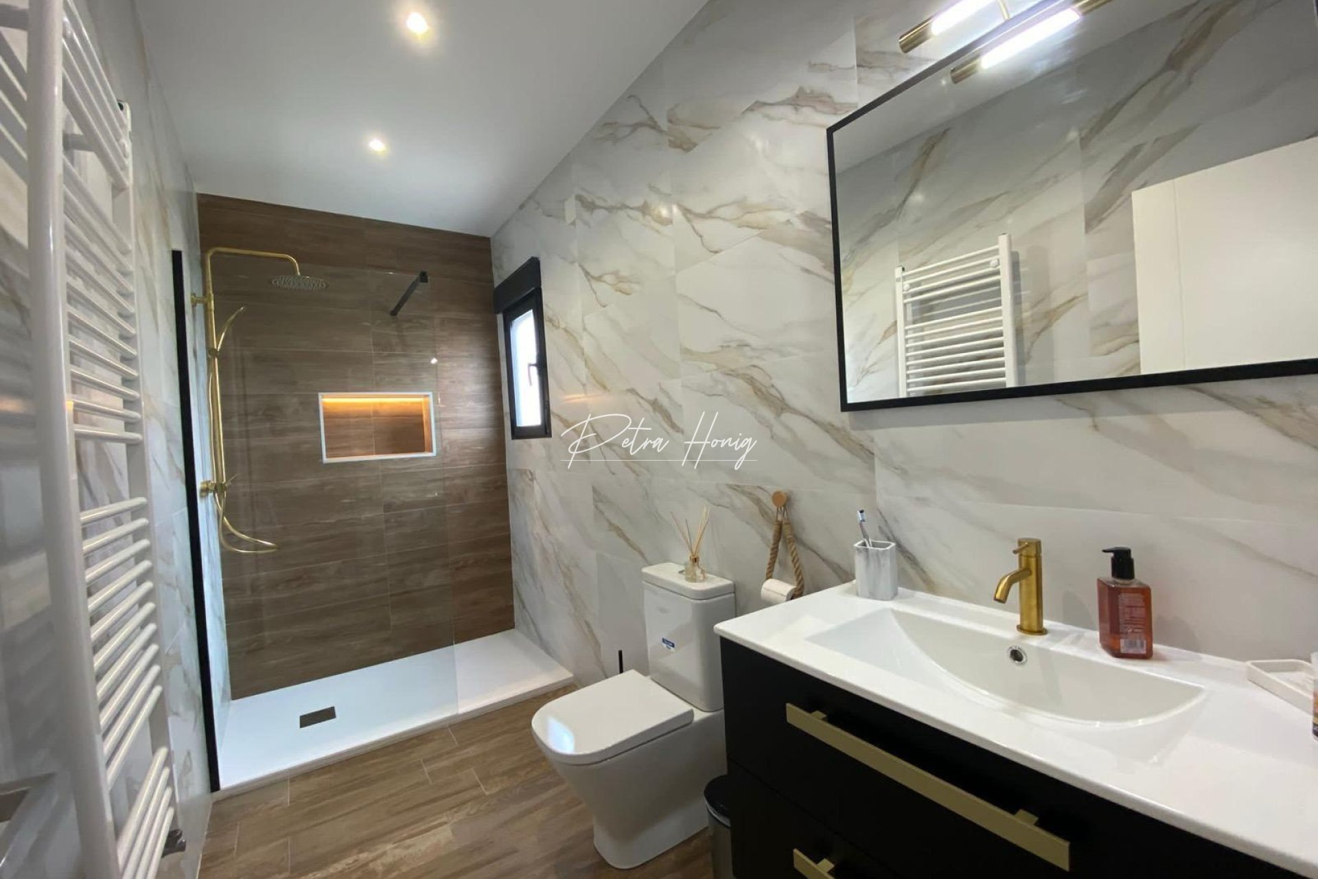 Reventa - Chalet - Orihuela Costa - Villamartin