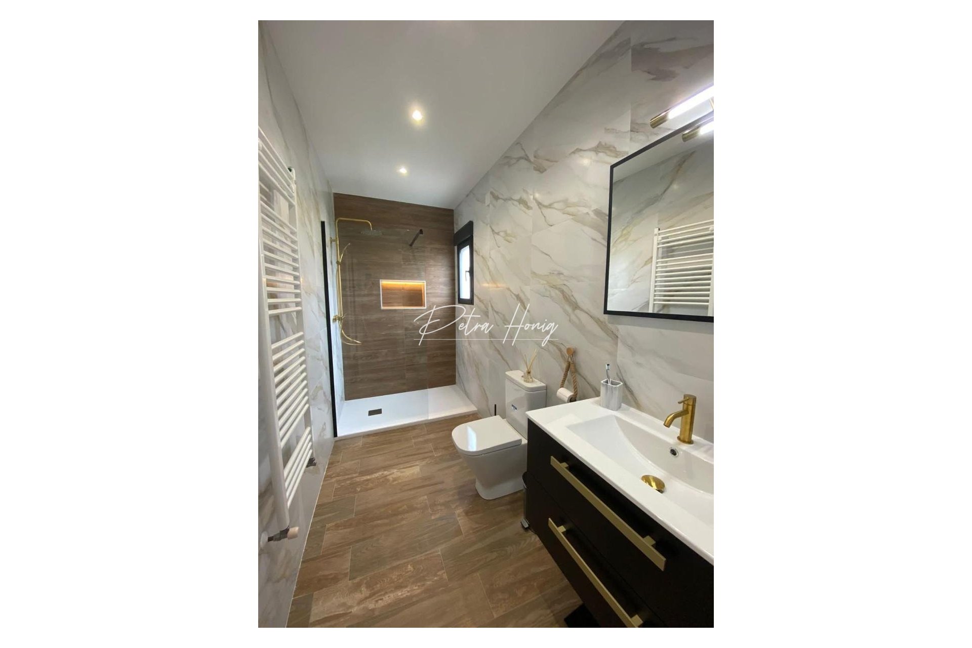 Reventa - Chalet - Orihuela Costa - Villamartin