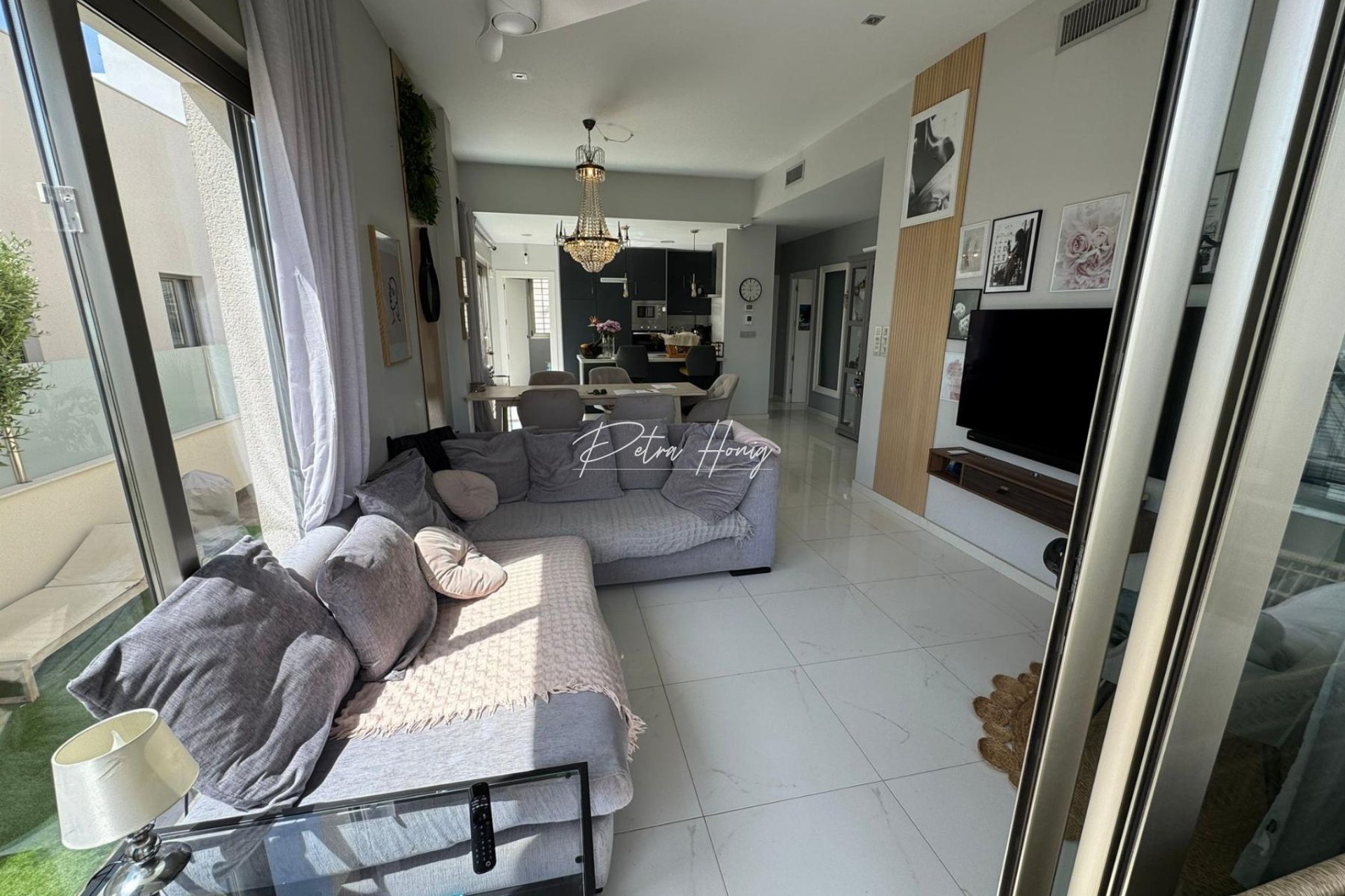 Reventa - Chalet - Orihuela Costa - Villamartin