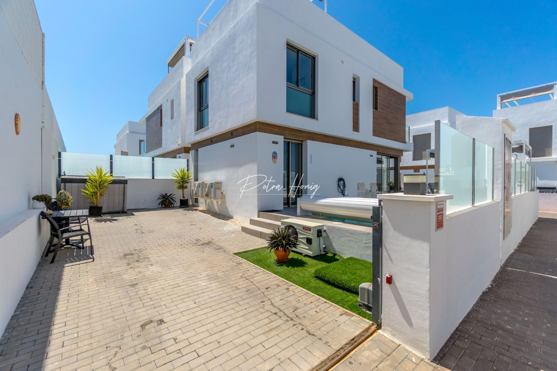 Reventa - Chalet - Orihuela Costa - Villamartin