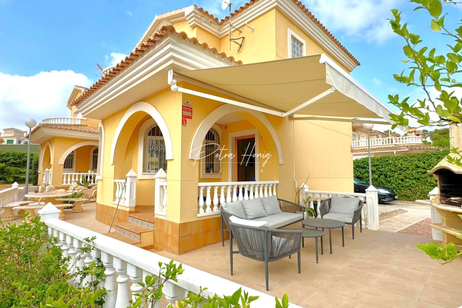 Reventa - Chalet - Orihuela Costa - Villamartin