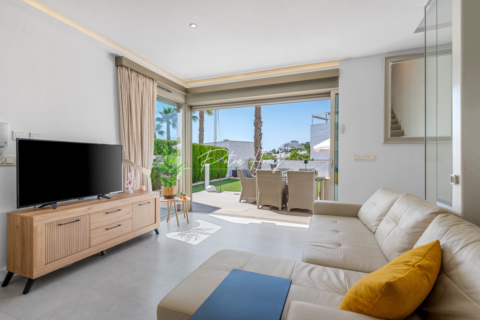 Reventa - Chalet - Orihuela Costa - Villamartin