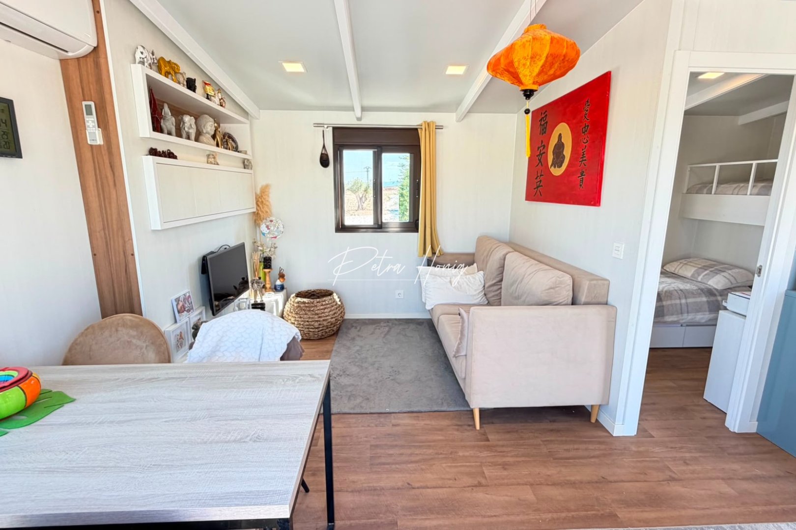 Reventa - Chalet - Other areas - Pinoso