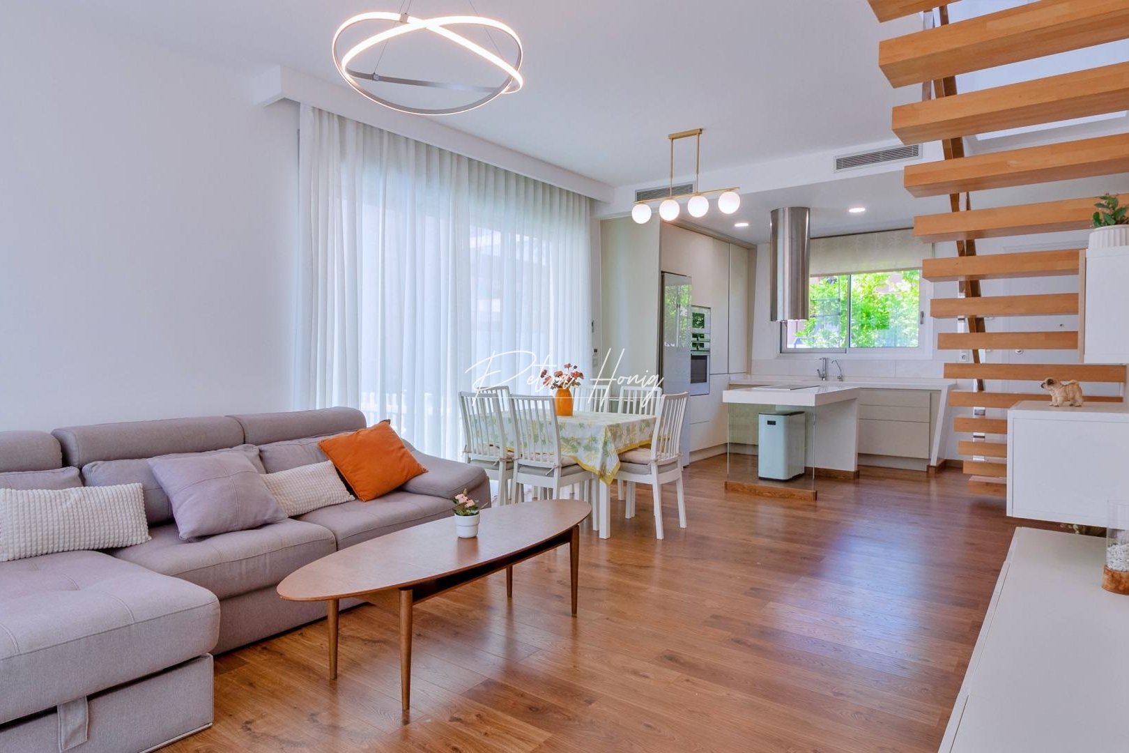 Reventa - Chalet - Pilar de La Horadada - Pueblo Latino