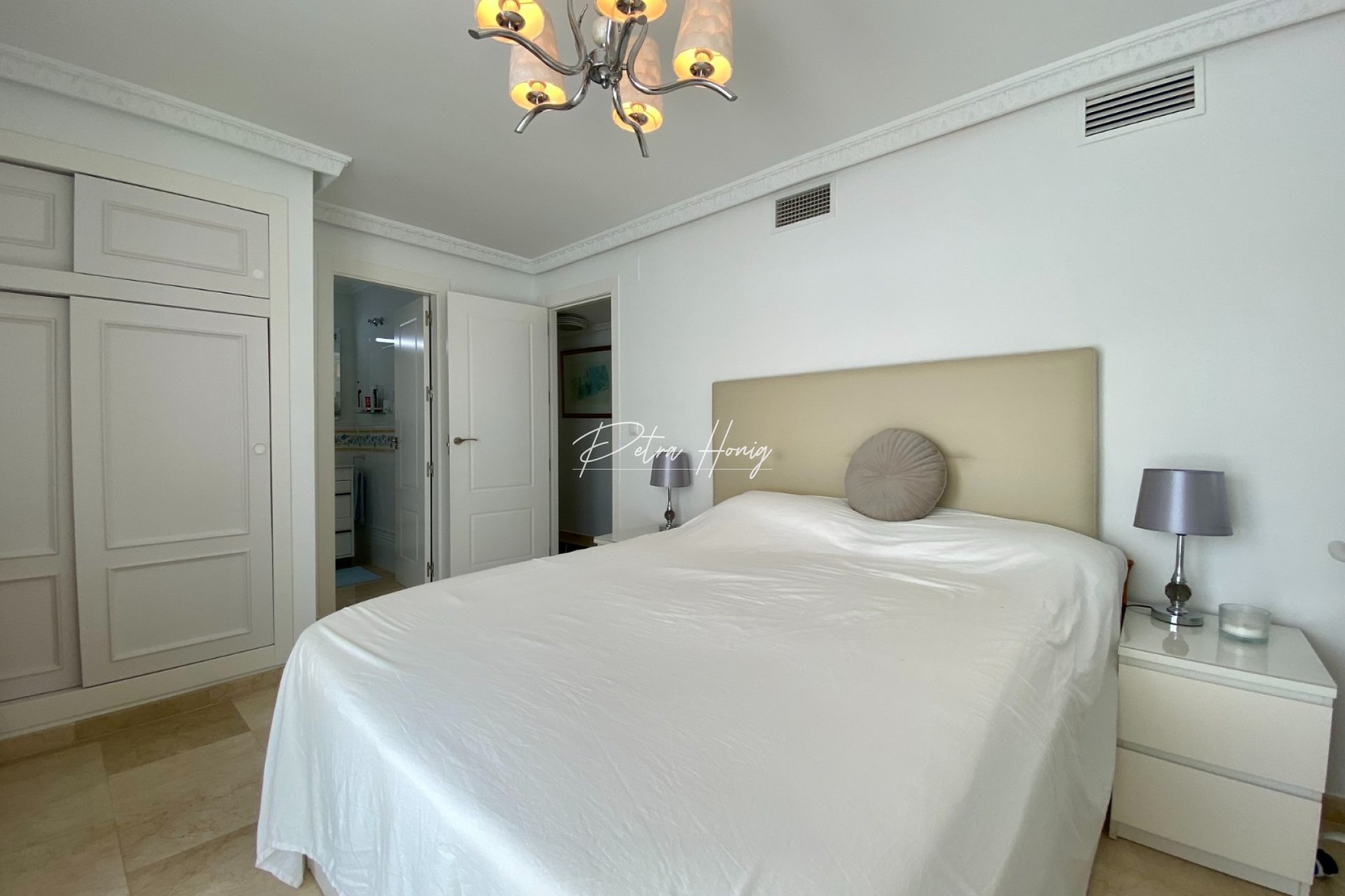 Reventa - Chalet - San Miguel de Salinas - Pueblo