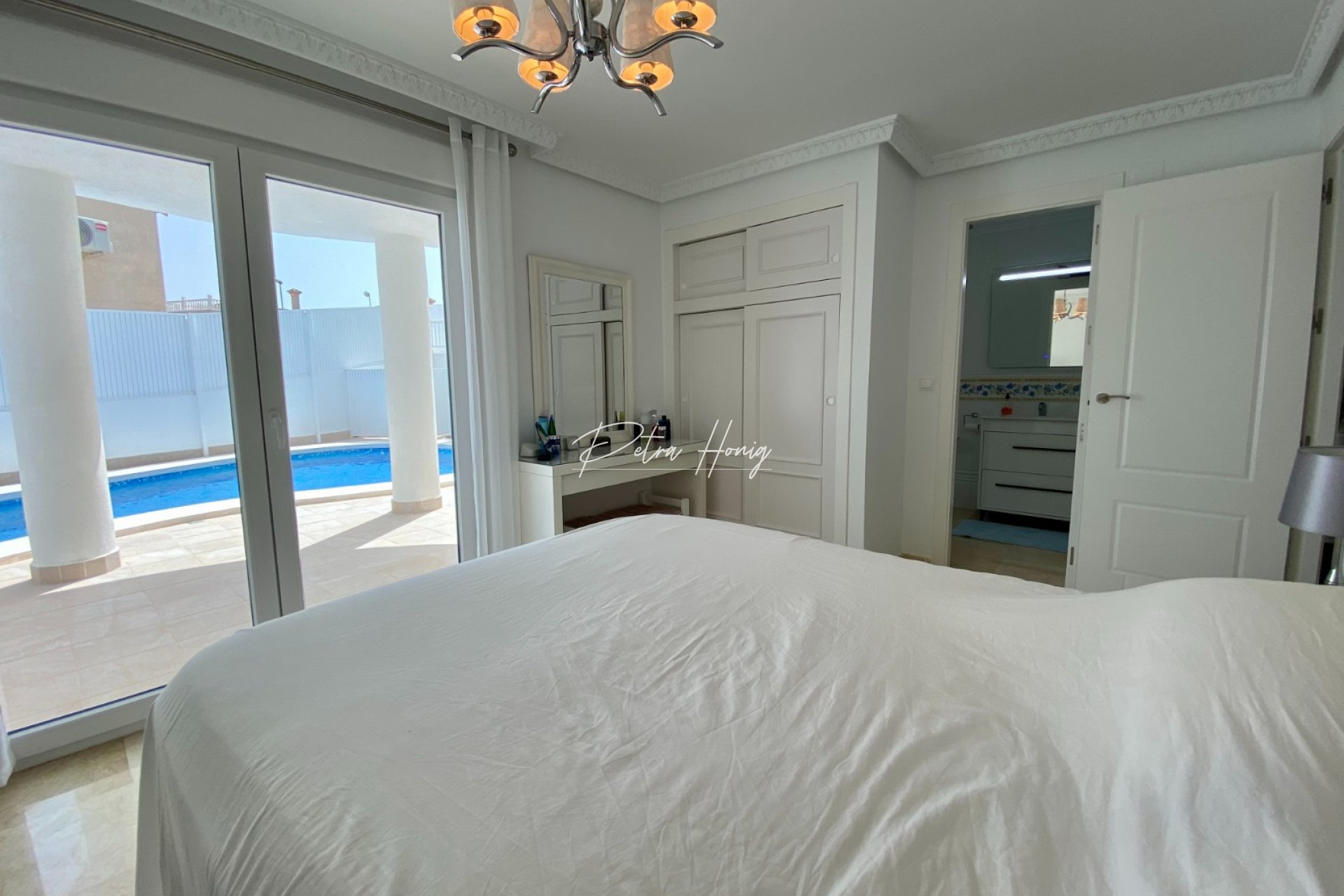 Reventa - Chalet - San Miguel de Salinas - Pueblo