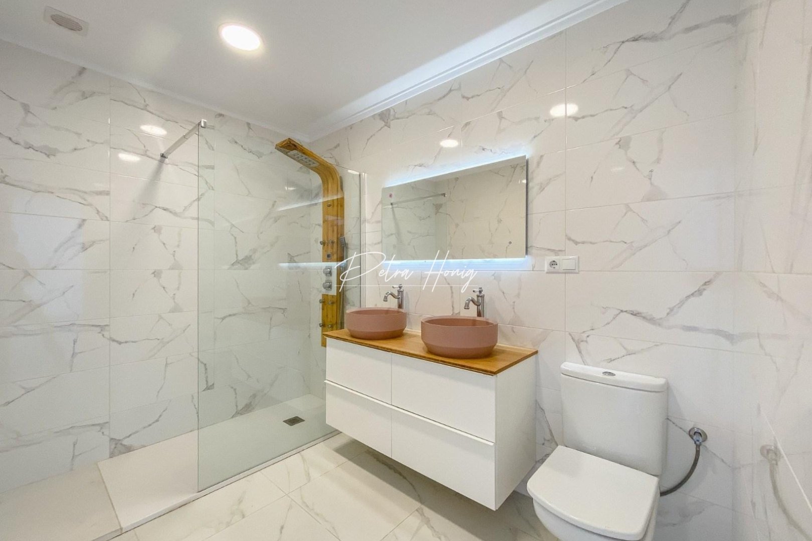 Reventa - Chalet - Torrevieja - Aguas Nuevas