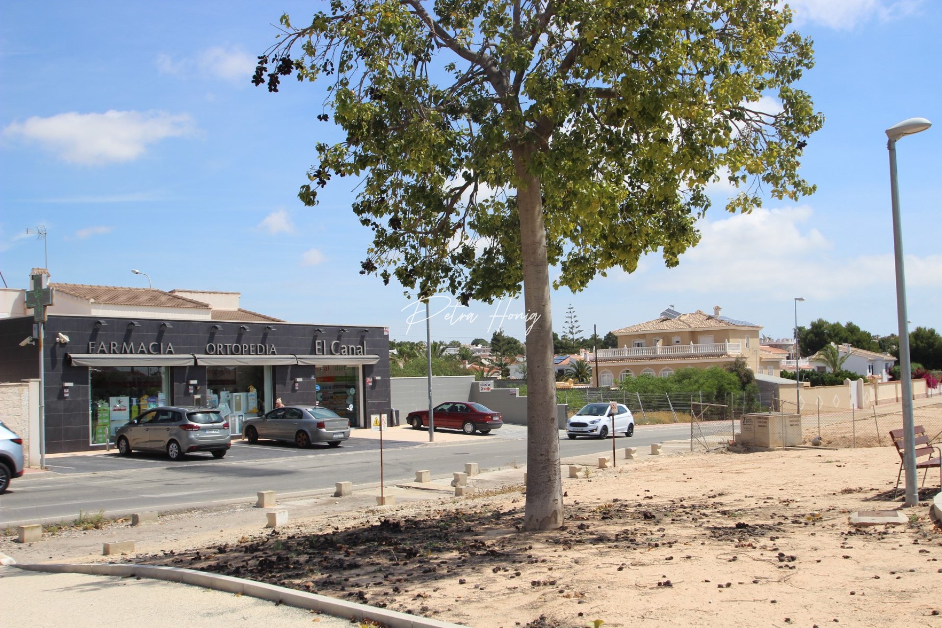 Reventa - Commercial - Ciudad Quesada - Dona Pepa