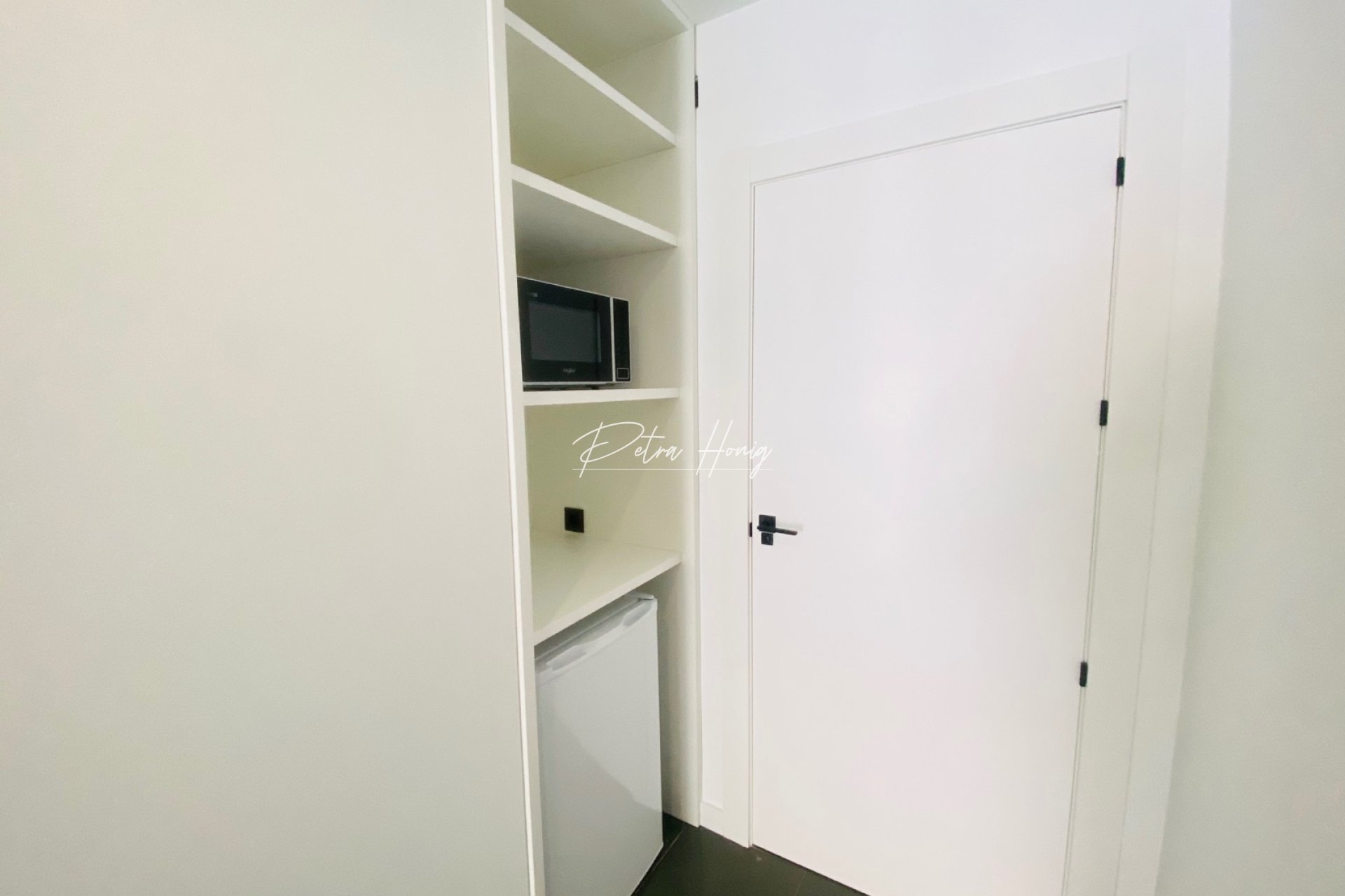Reventa - Commercial - Ciudad Quesada - Town Center