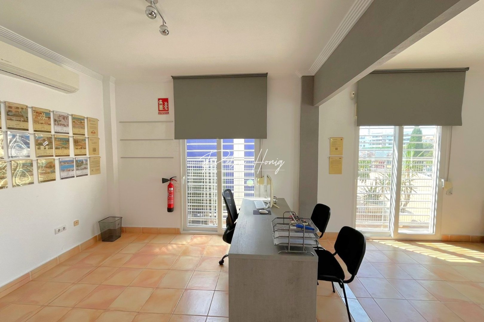 Reventa - Commercial - Orihuela Costa - Playa Flamenca