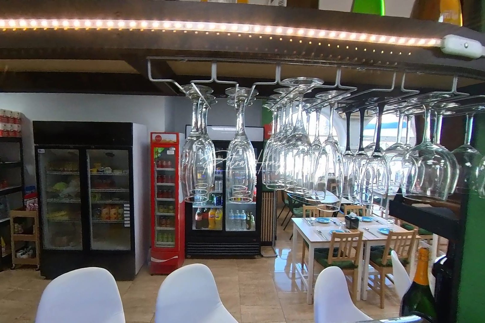 Reventa - Commercial - Torrevieja - Puerto