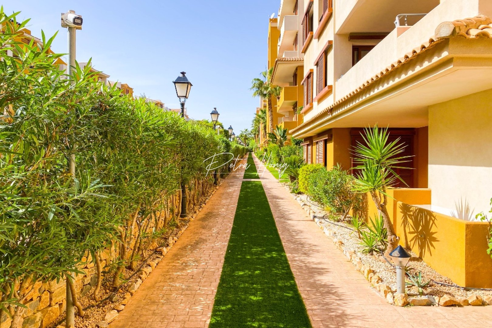 Sale - Apartament - Punta Prima