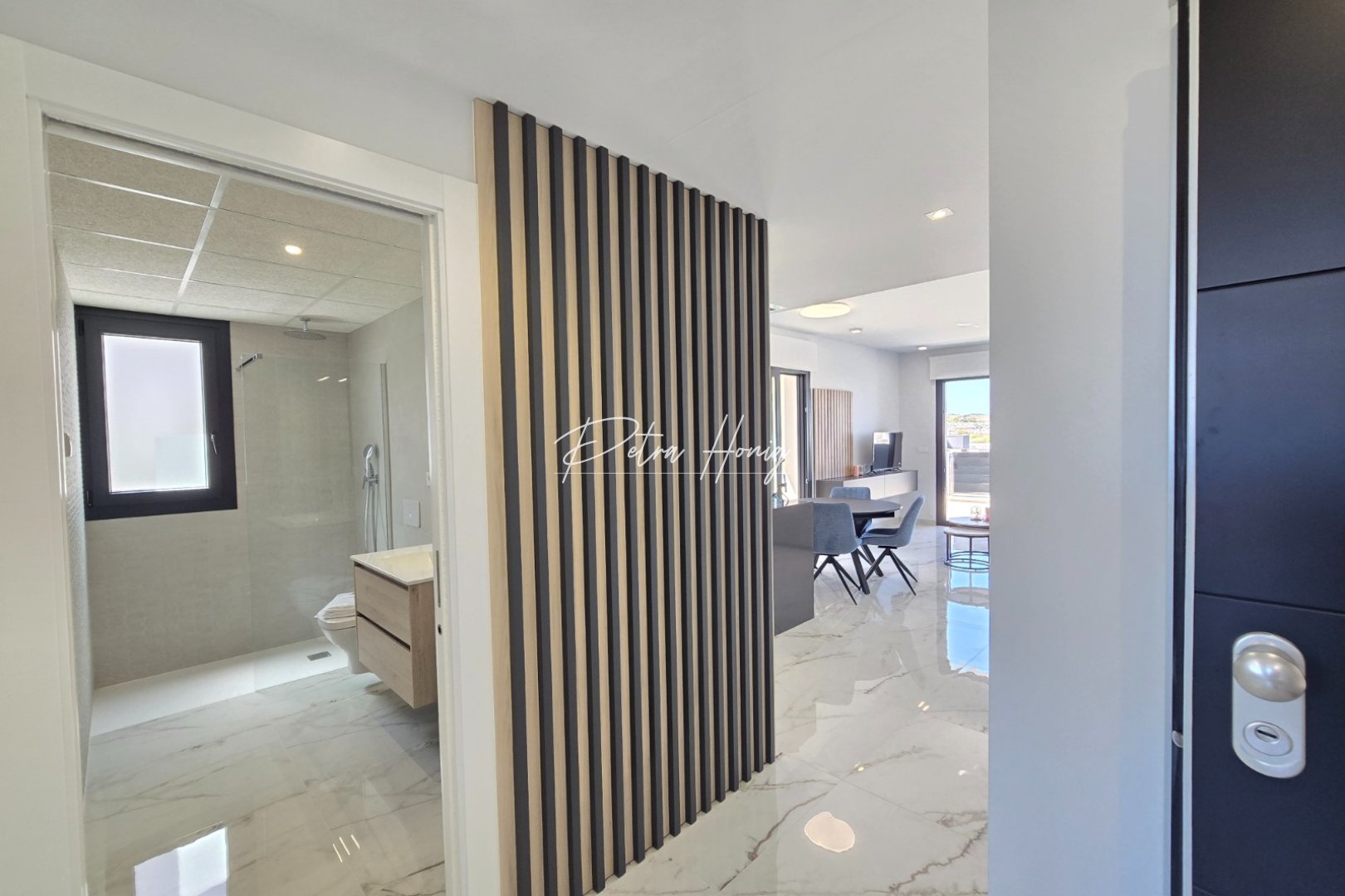 Sale - Apartment / Flat * - Orihuela Costa - Los Altos *