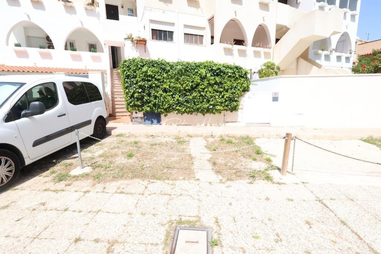Sale - Bungalow - Orihuela Costa - La Zenia
