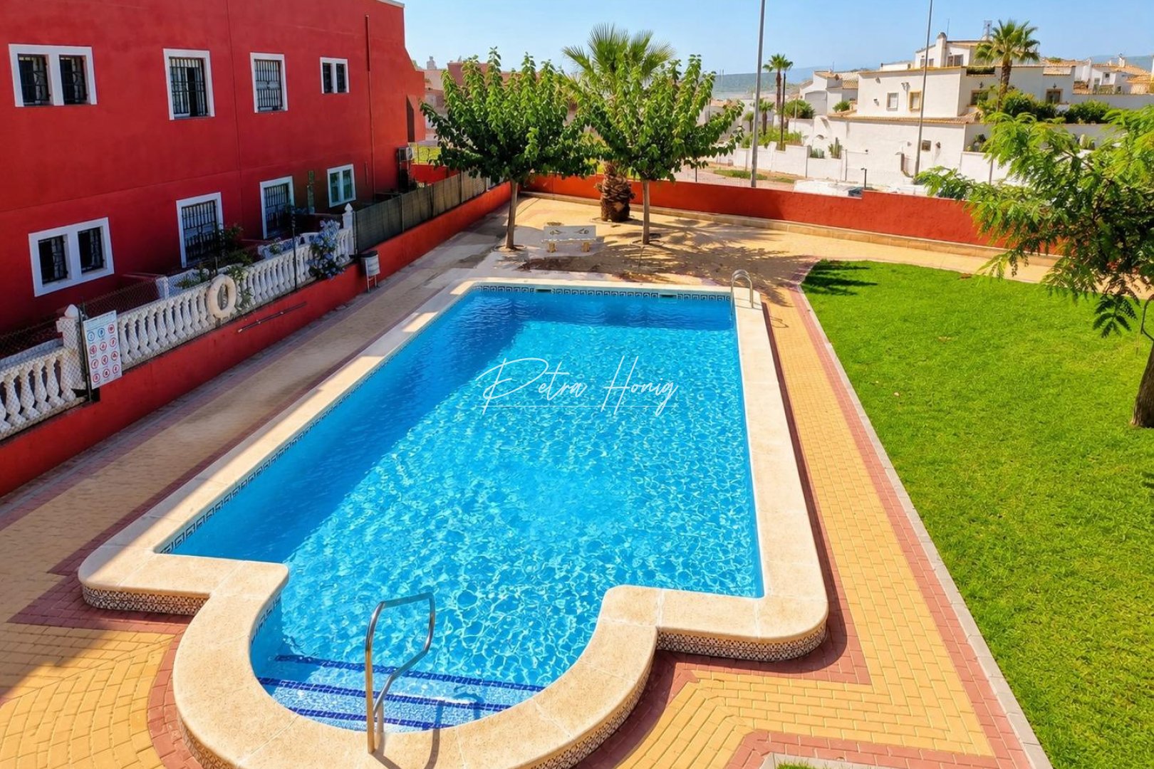 Sale - Bungalow - Orihuela Costa - Los Altos