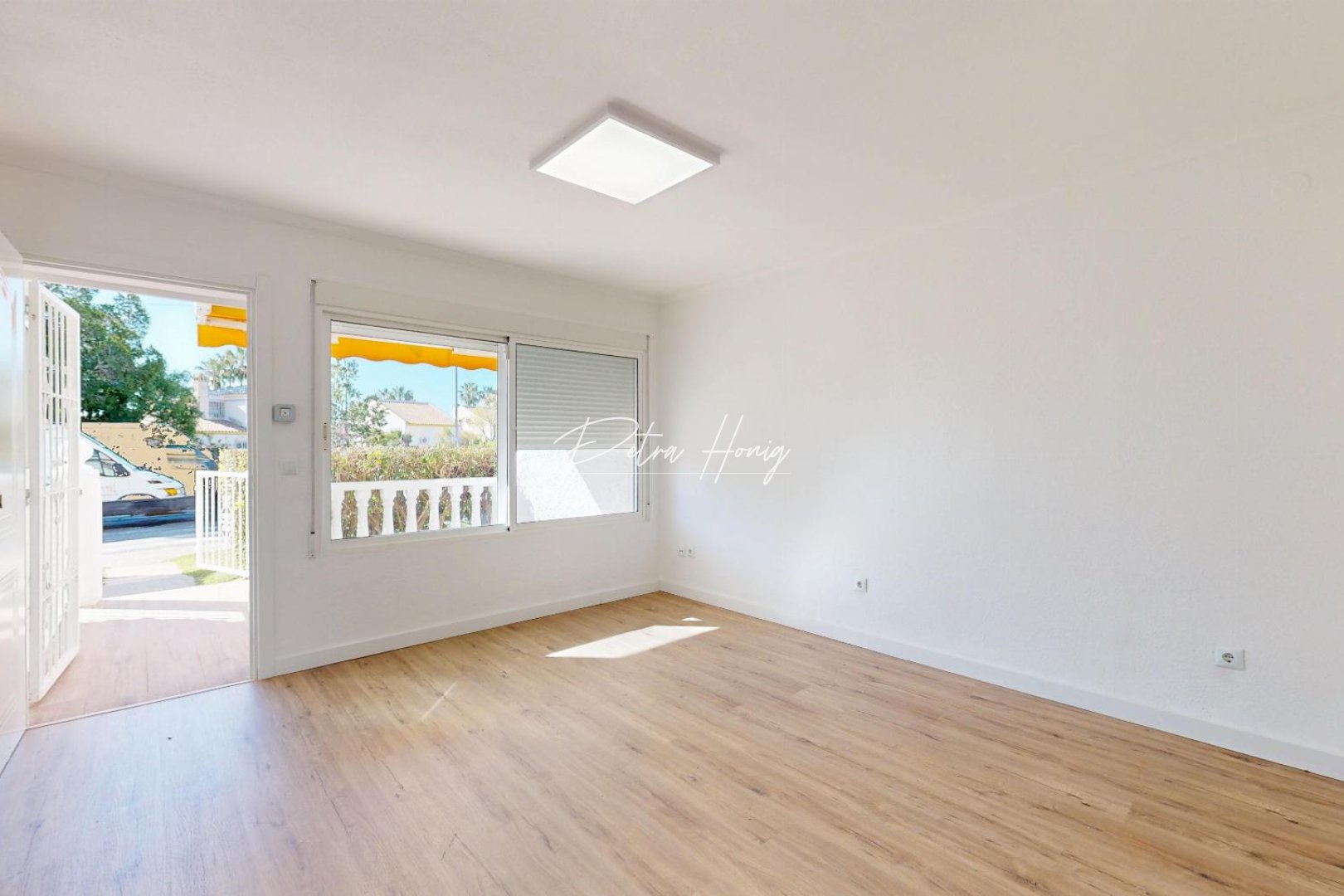 Sale - Bungalow - Orihuela Costa - Villamartin