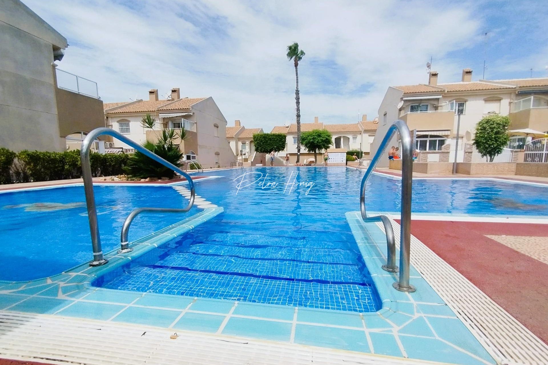 Sale - Bungalow - Torrevieja - Aguas Nuevas
