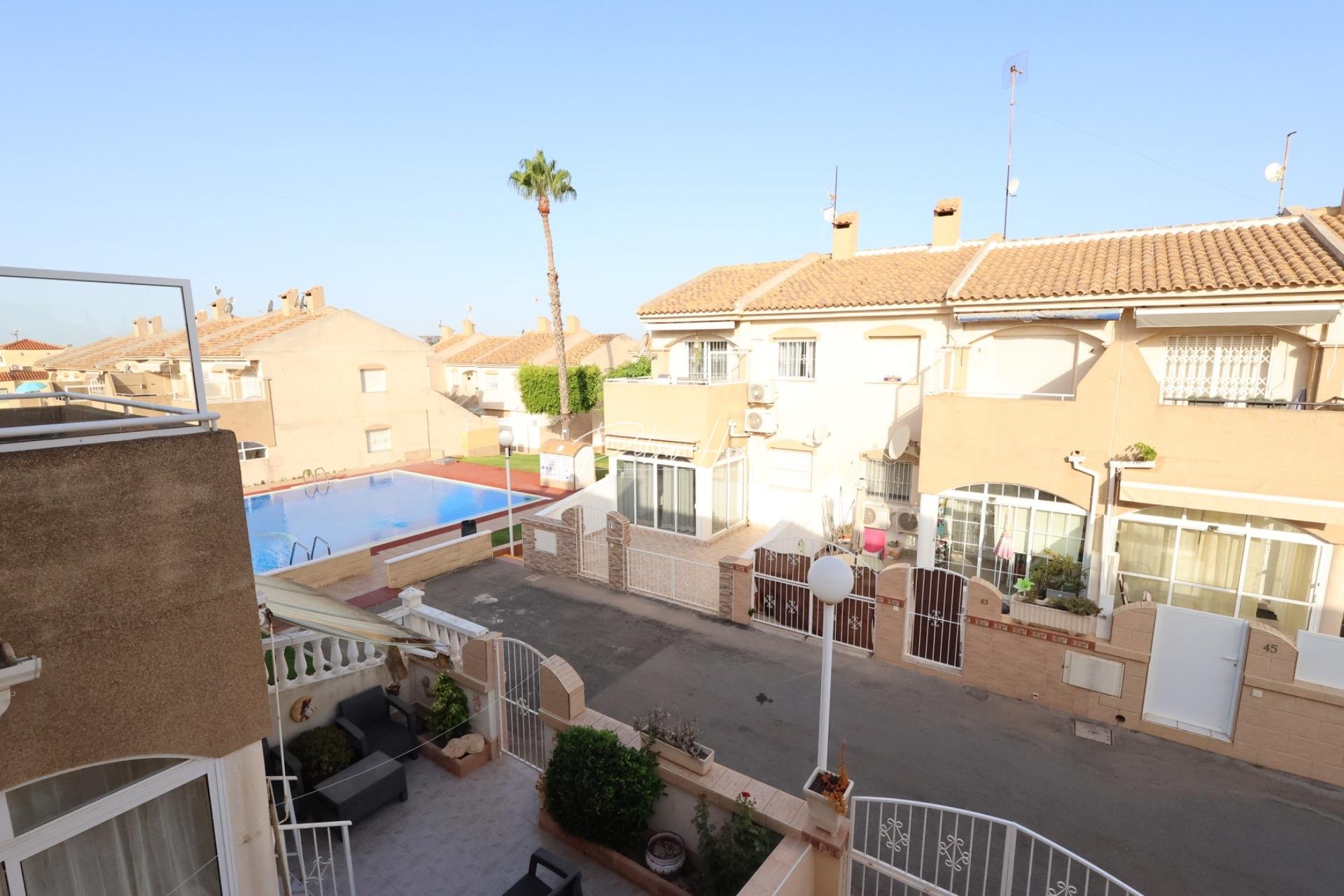 Sale - Bungalow - Torrevieja - Aguas Nuevas
