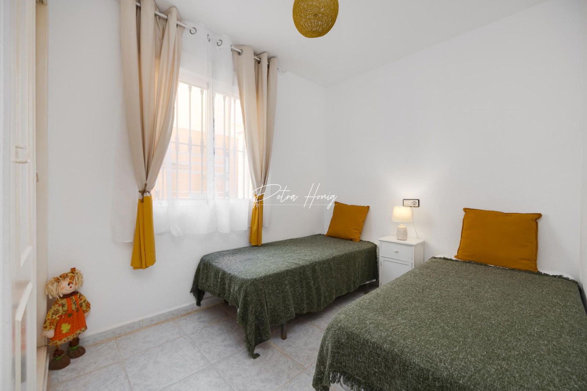 Sale - Bungalow - Torrevieja - El Chaparral