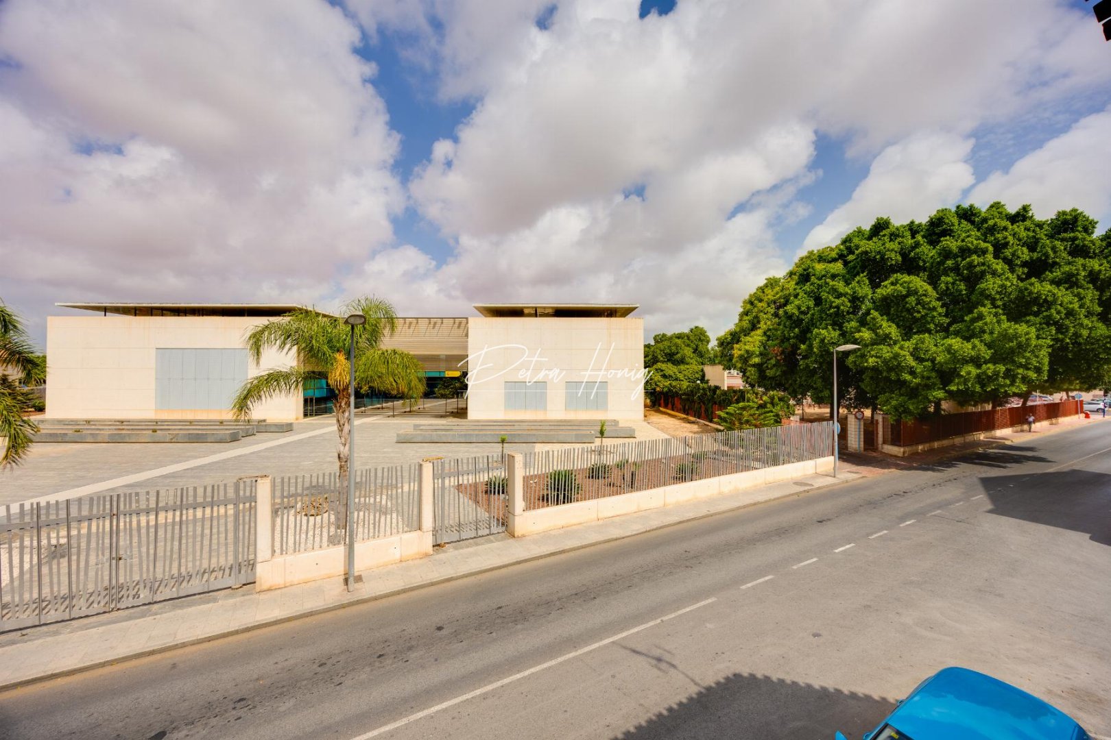 Sale - Bungalow - Torrevieja - Playa del Acequion