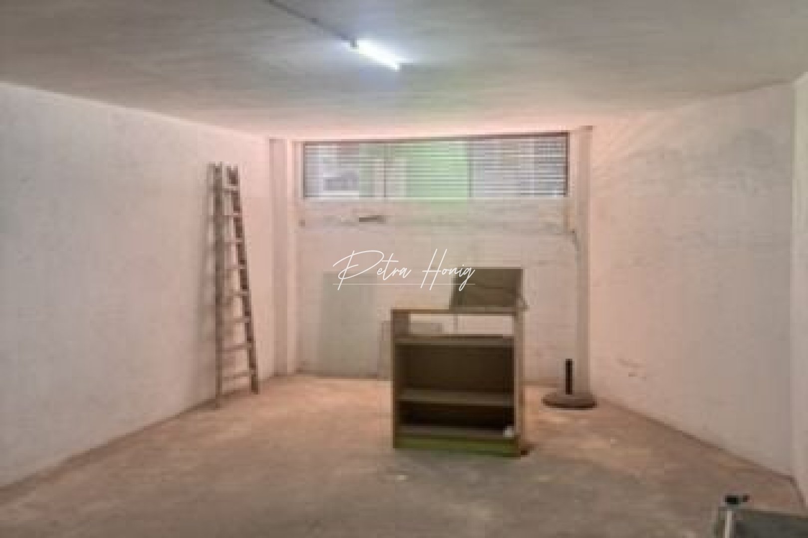Sale - Commercial - Torrevieja