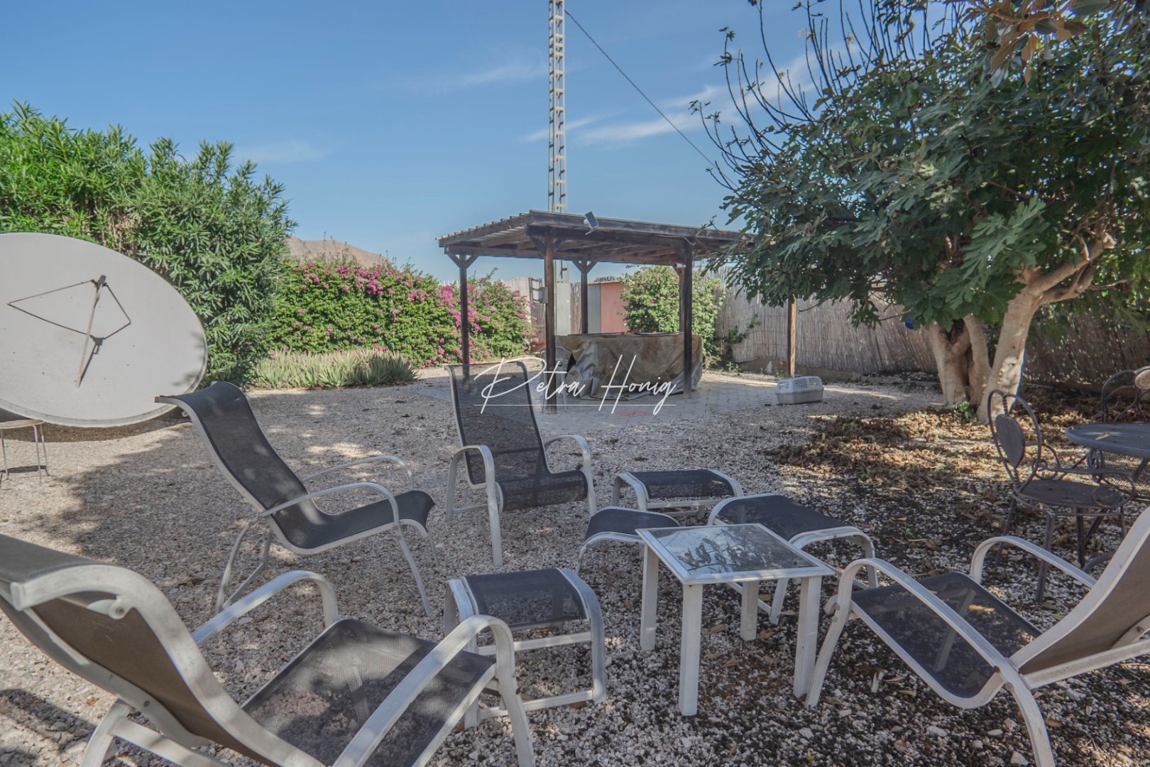 Sale - Finca - Other areas - San Bartolome