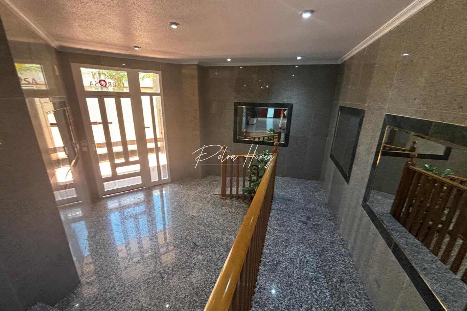 Sale -  квартира - Guardamar del Segura