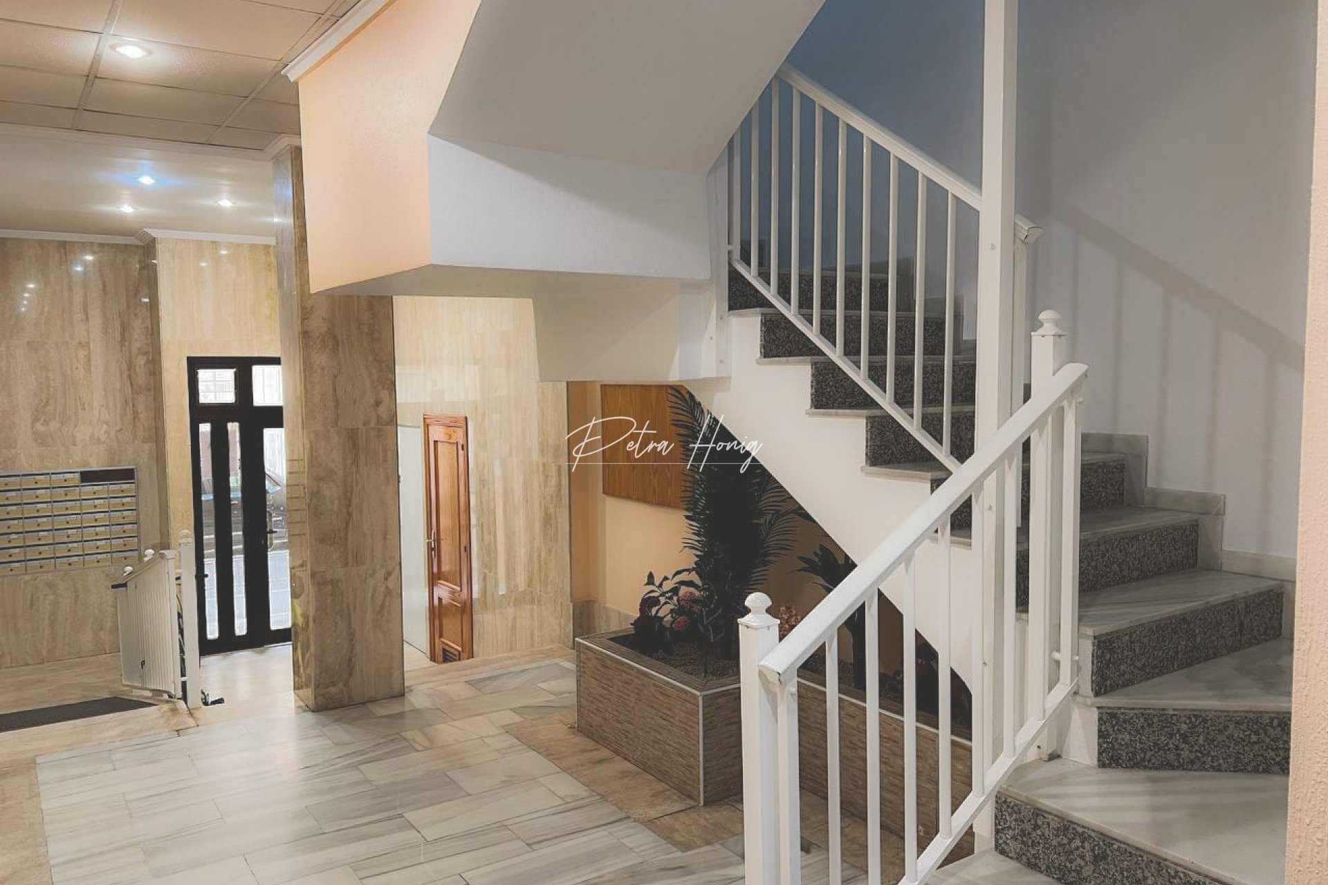 Sale -  квартира - Guardamar del Segura