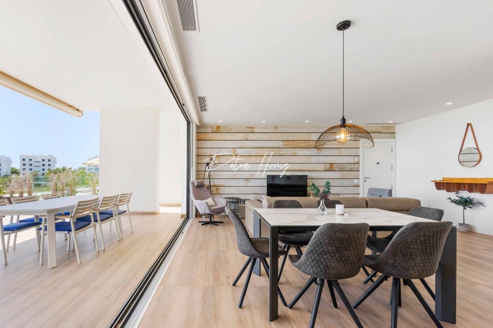 Sale -  квартира - Las Colinas - Las Colinas Golf