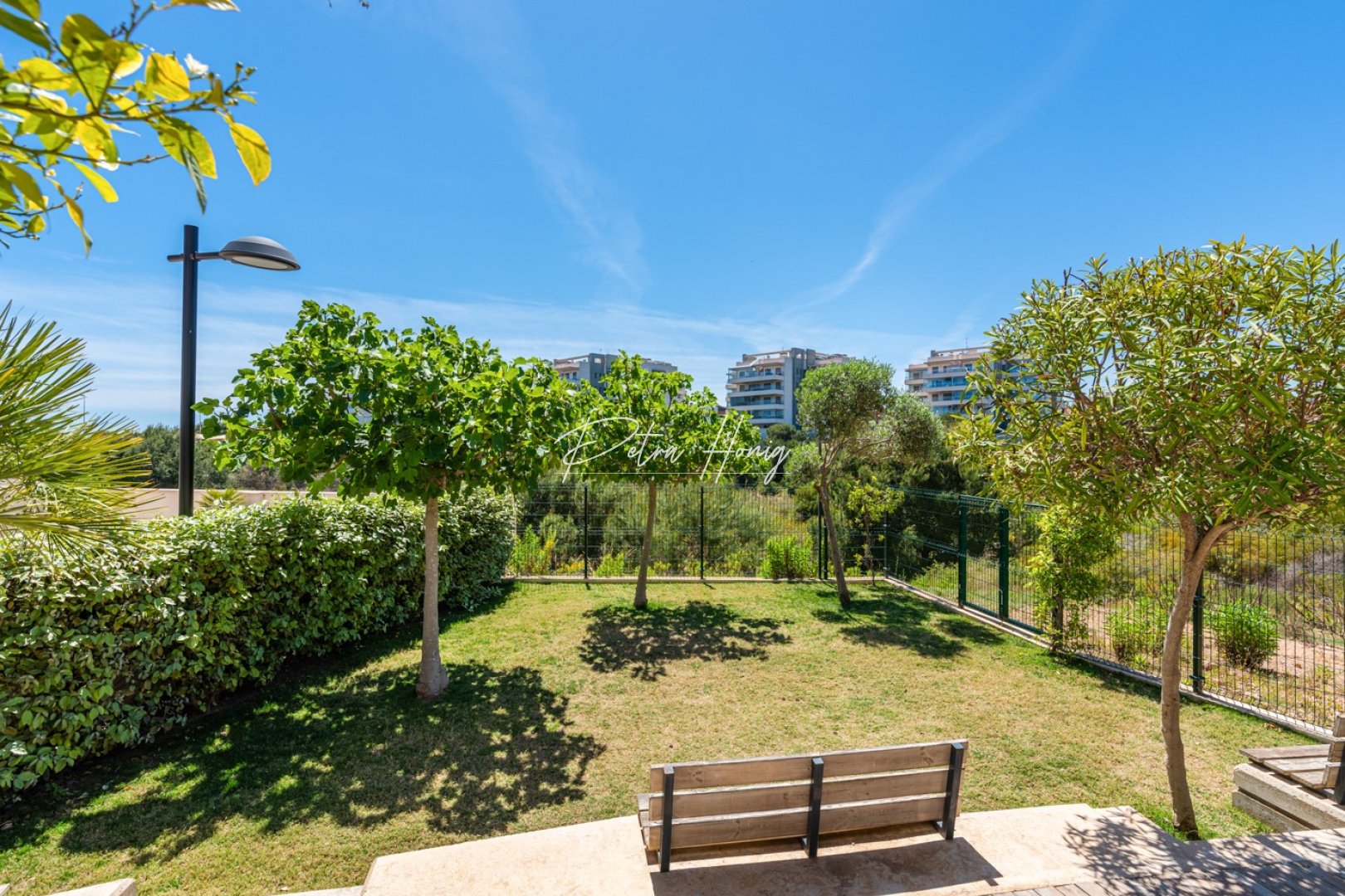 Sale -  квартира - Orihuela Costa - Los Dolses